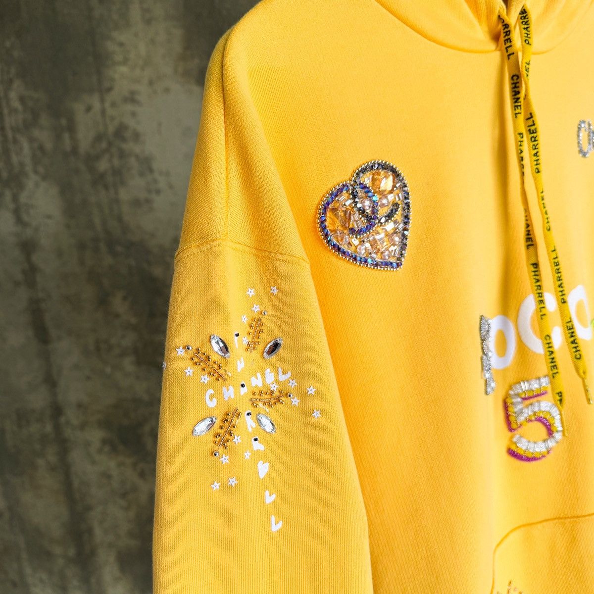 Chanel Chanel x Pharrell 2019 Coco Hand Beaded Lesage Yellow Hoodie Size US M / EU 48-50 / 2 - 7 Thumbnail
