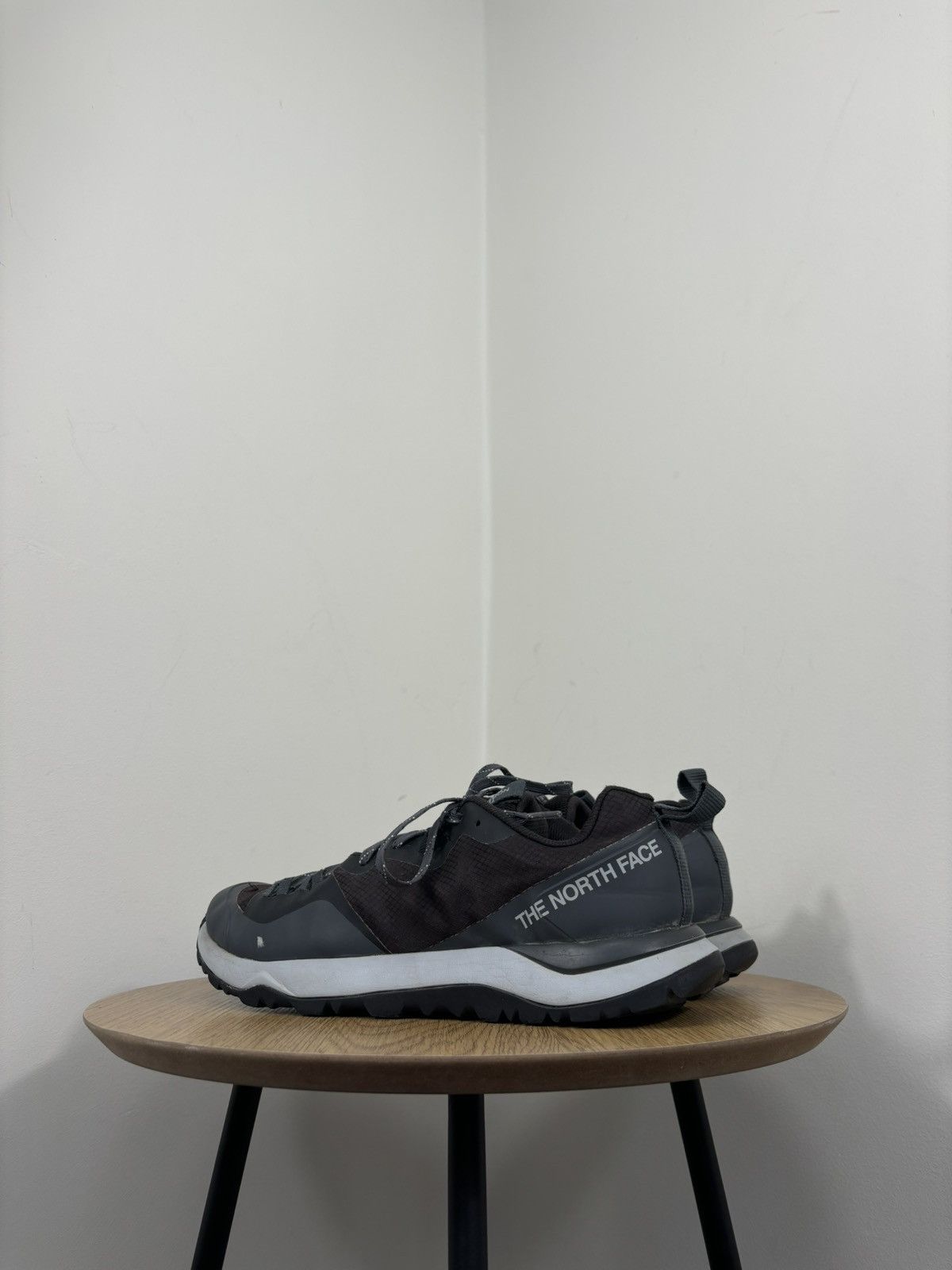 The North Face The North Face Outdoor Trail Hiking Sneakers Shoes Size US 9 / EU 42 - 11 Thumbnail