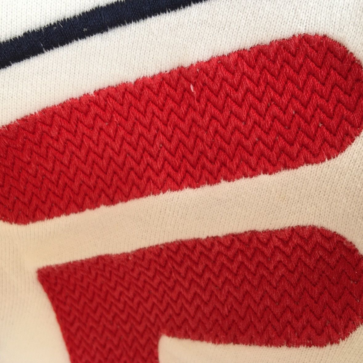 Fila × Vintage Vintage 90s Fila Crewneck Embroidered Logo Size US L / EU 52-54 / 3 - 7 Thumbnail