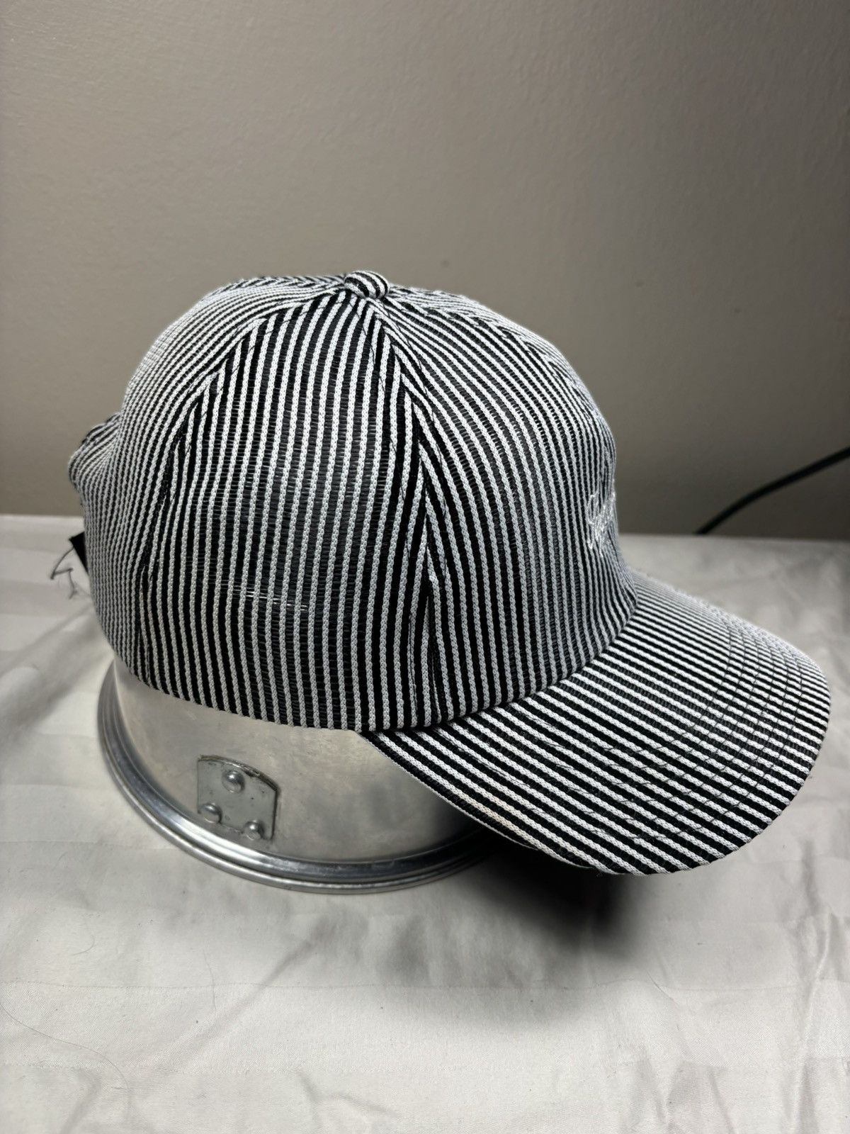 Supreme Supreme Stripe Mesh 6-Panel Hat Size ONE SIZE - 3 Thumbnail
