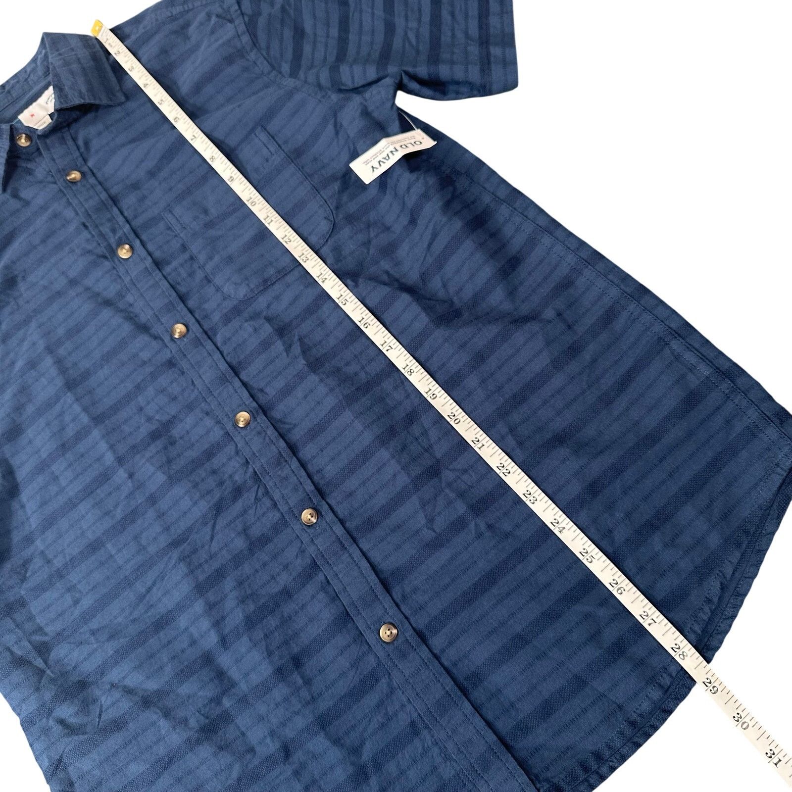 Old Navy Old Navy Men's Everyday Short-Sleeve Shirt Size M Size US M / EU 48-50 / 2 - 4 Thumbnail