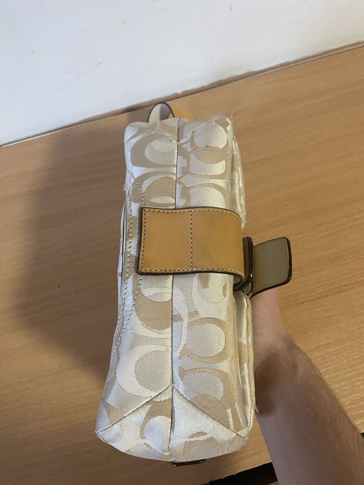 Coach Vintage Y2K Coach White Mini Square Soho Shoulder Bag Size ONE SIZE - 6 Thumbnail