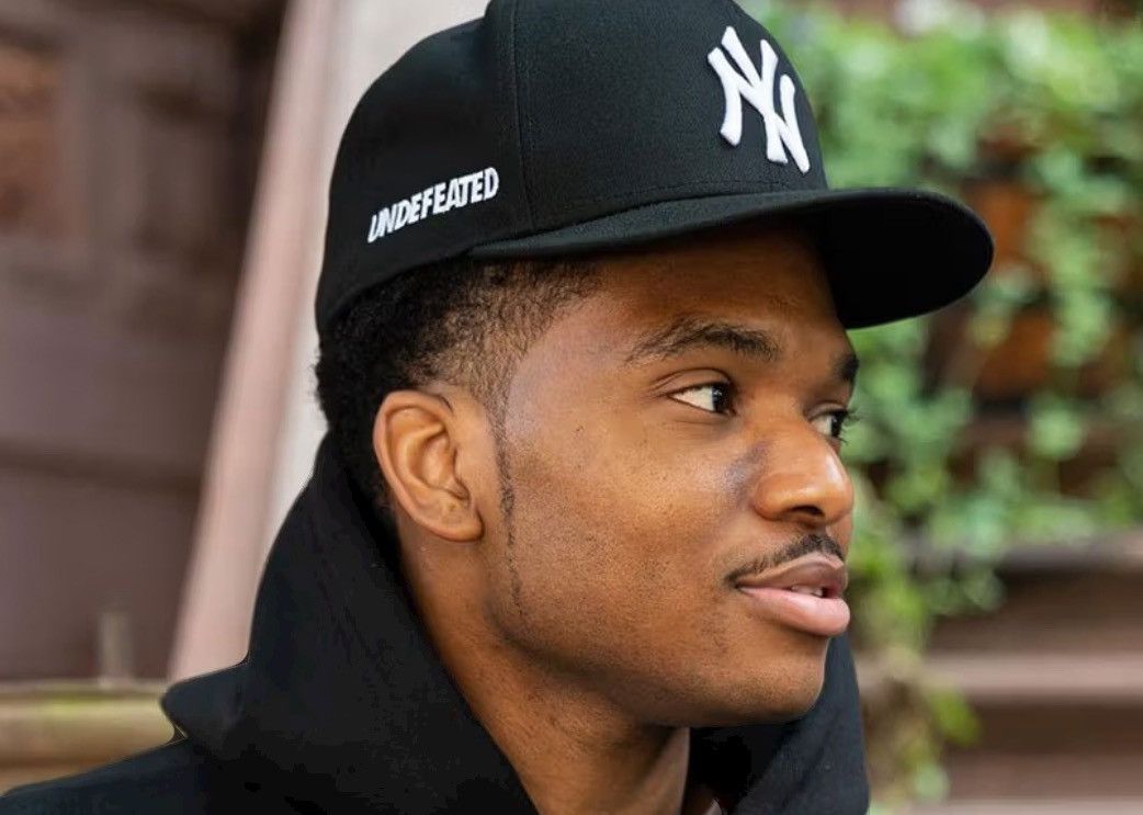 image of New Era x Undefeated New York Yankees Fitted 71/8 in Black, Men's