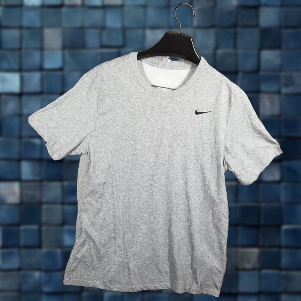 Nike Nike Dri-FIT Training Short Sleeve T-Shirt AR6029 Medium Men’s Nike Brand Cotton Polyester Gray Size US M / EU 48-50 / 2 - 1 Thumbnail
