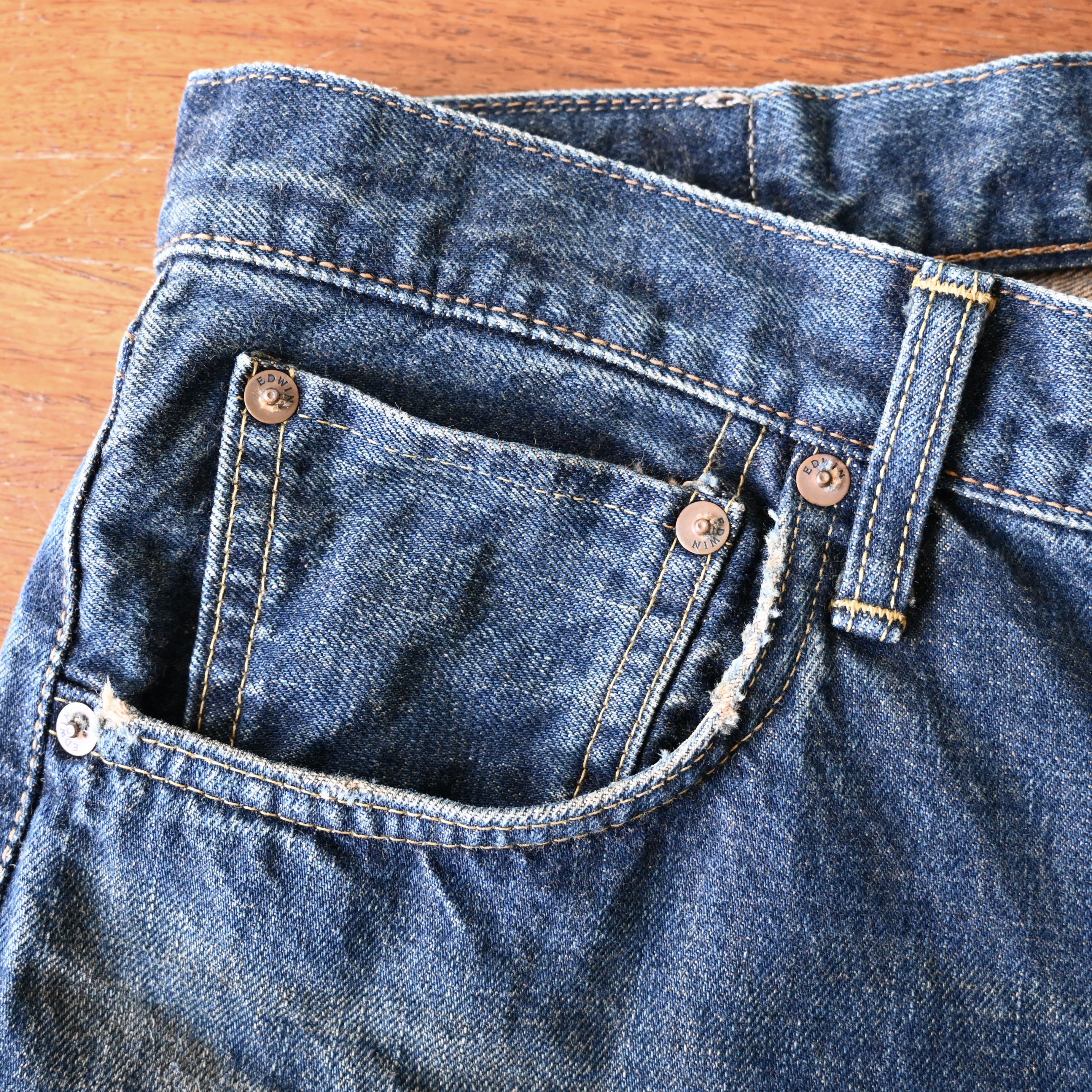 Edwin VTG 1990s EDWIN selvedged jeans, muddy wash, made in Japan Size US 32 / EU 48 - 14 Thumbnail