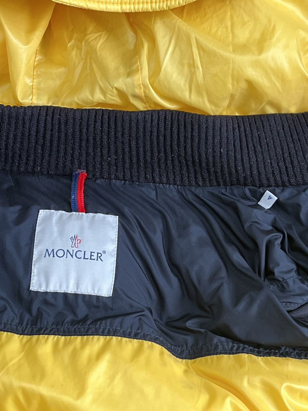Moncler 👾Moncler Black&Yellow puffer vest Original ✅ Size US L / EU 52-54 / 3 - 14 Thumbnail