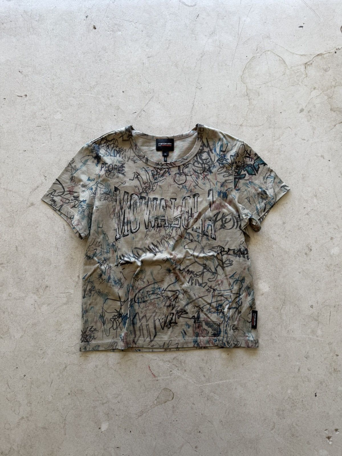 Marc Jacobs × Mowalola Mowalola x Marc Jacobs Graffiti Baby Tee Size XL / US 12-14 / IT 48-50 - 1 Thumbnail