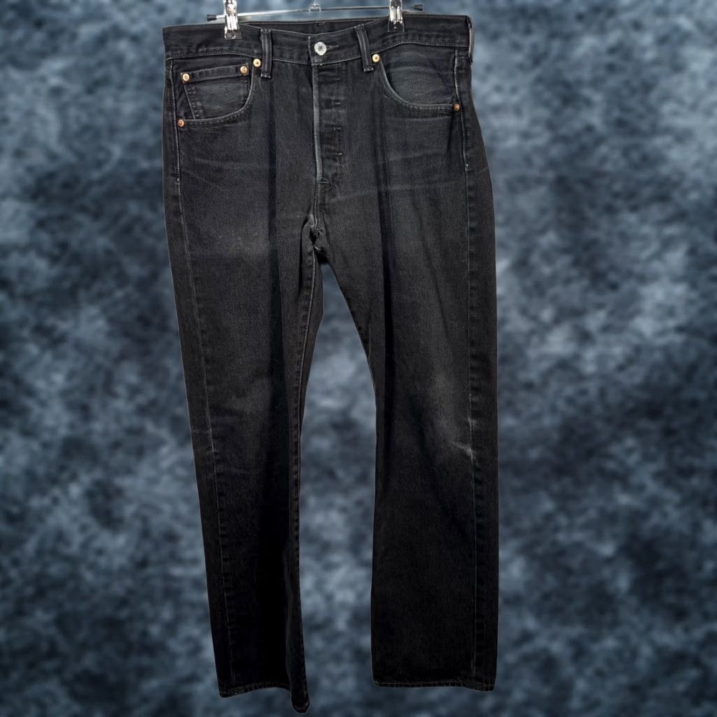 Levi's Levi's 501 Jeans Regular Straight Denim Black 501 Series Mens 33x30 Cotton Button Closure Vintage 0? Size US 33 - 1 Thumbnail