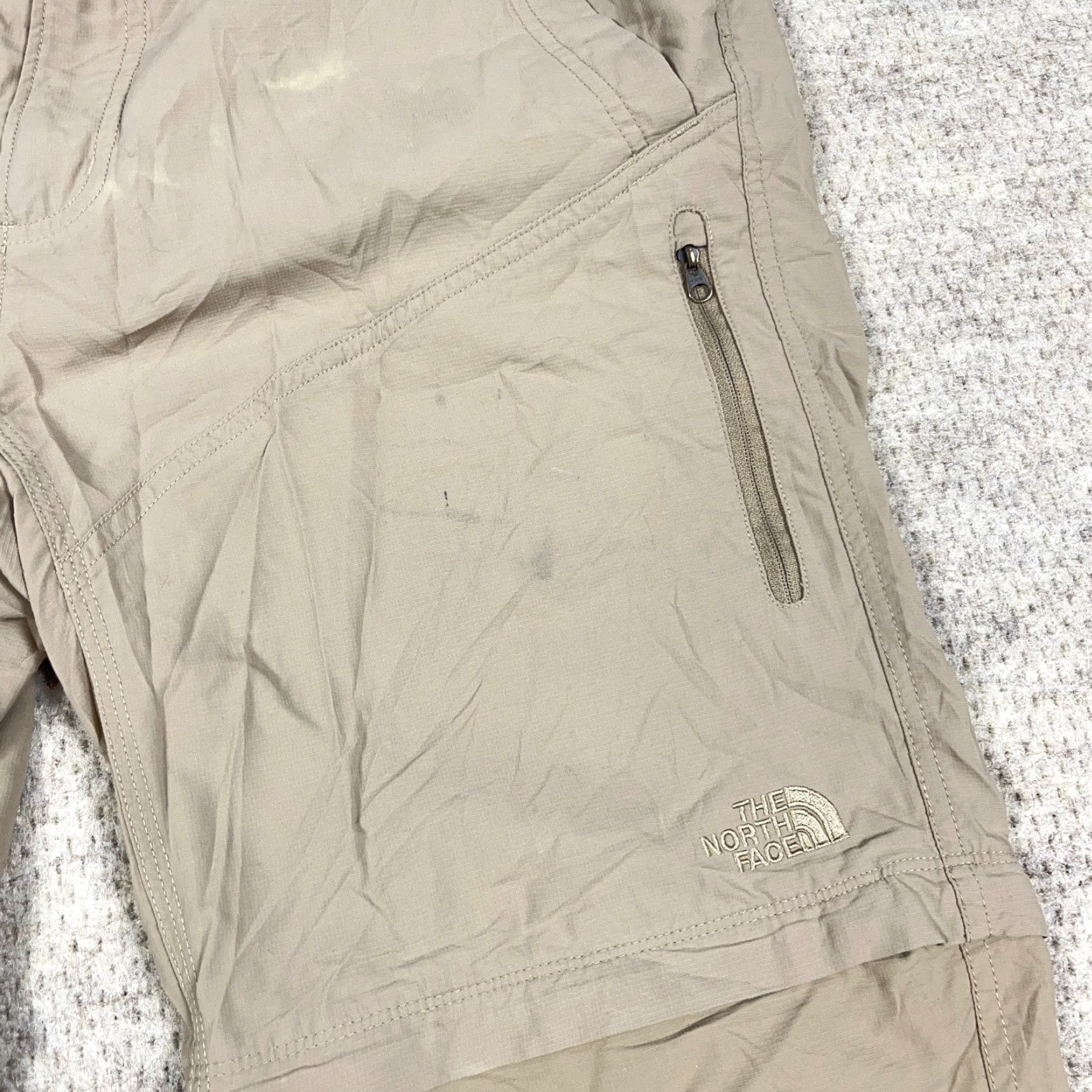 The North Face The North Face Pants Men XL 32x31 Tan Khaki Convertible Nylon Outdoor Chino Straight Regular Casual Travel Pocket Zipper Logo Belt Loops Size US 32 / EU 48 - 6 Thumbnail