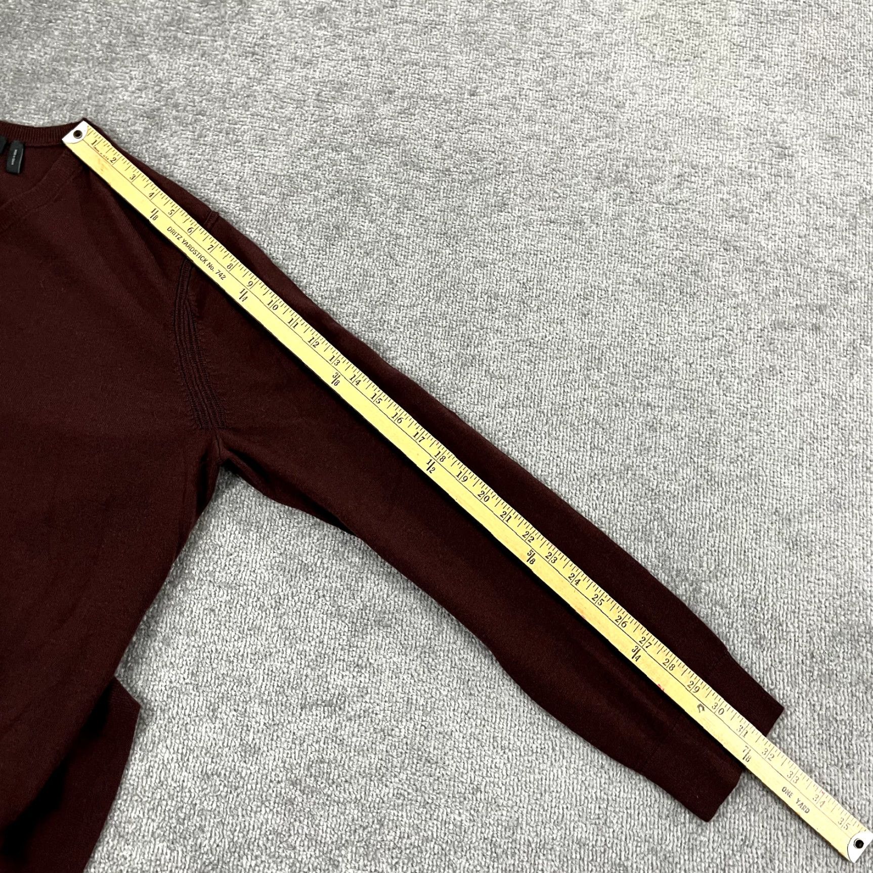 Theory **Theory Men's XL Red Merino Wool Pullover V-Neck Knit Sweater** User: **Theory Men's XL Red Merino Wool Knit Pullover V-Neck Sweater** Size US XL / EU 56 / 4 - 7 Thumbnail