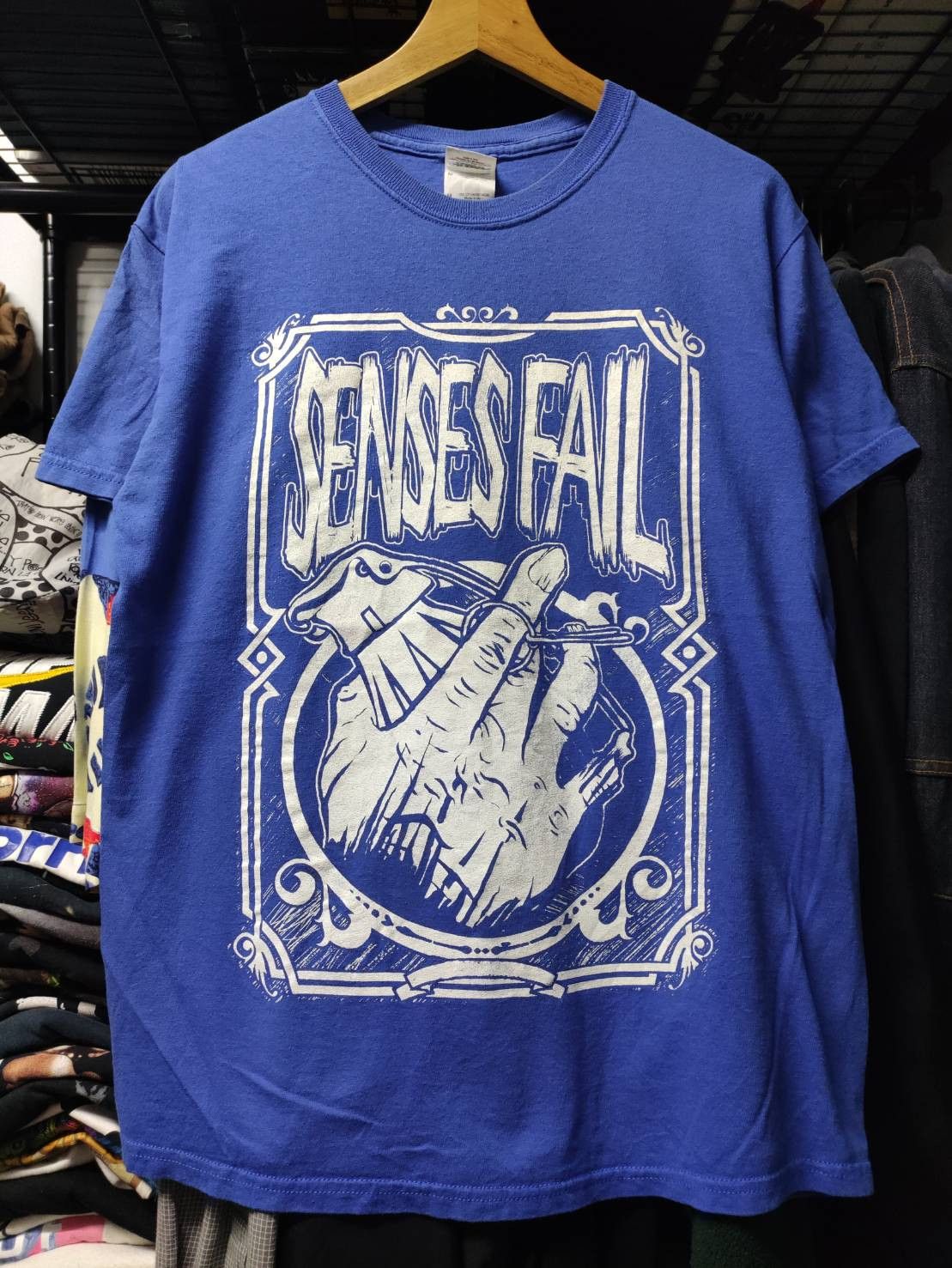 Band Tees × Vintage Vtg 00's Senses Fail " Hand Bomb " T-Shirt Size US M / EU 48-50 / 2 - 1 Thumbnail