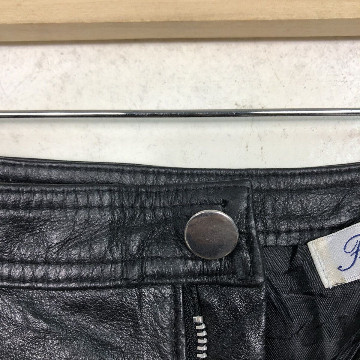 Japanese Brand 📌Vintage Biker Casual Leather Pants Fun Lemo Issey Miyake Size US 38 / EU 54 - 17 Thumbnail