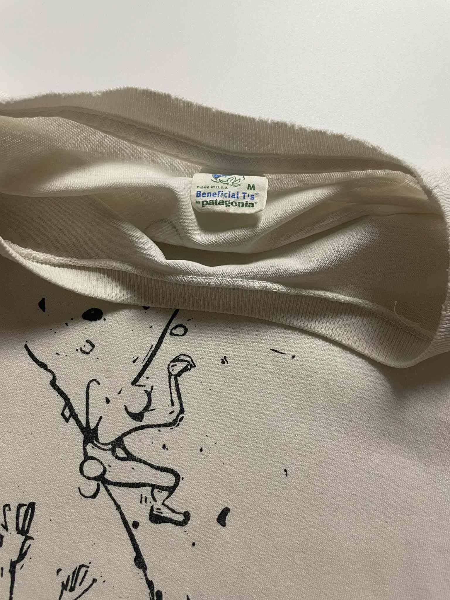 Vintage Vintage Patagonia Rhythm T Shirt Size US L / EU 52-54 / 3 - 4 Thumbnail