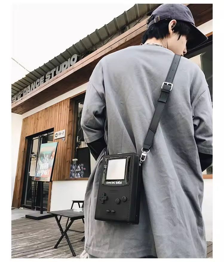 Japanese Brand Game Console Pu Leather Sling Back Size ONE SIZE - 2 Thumbnail
