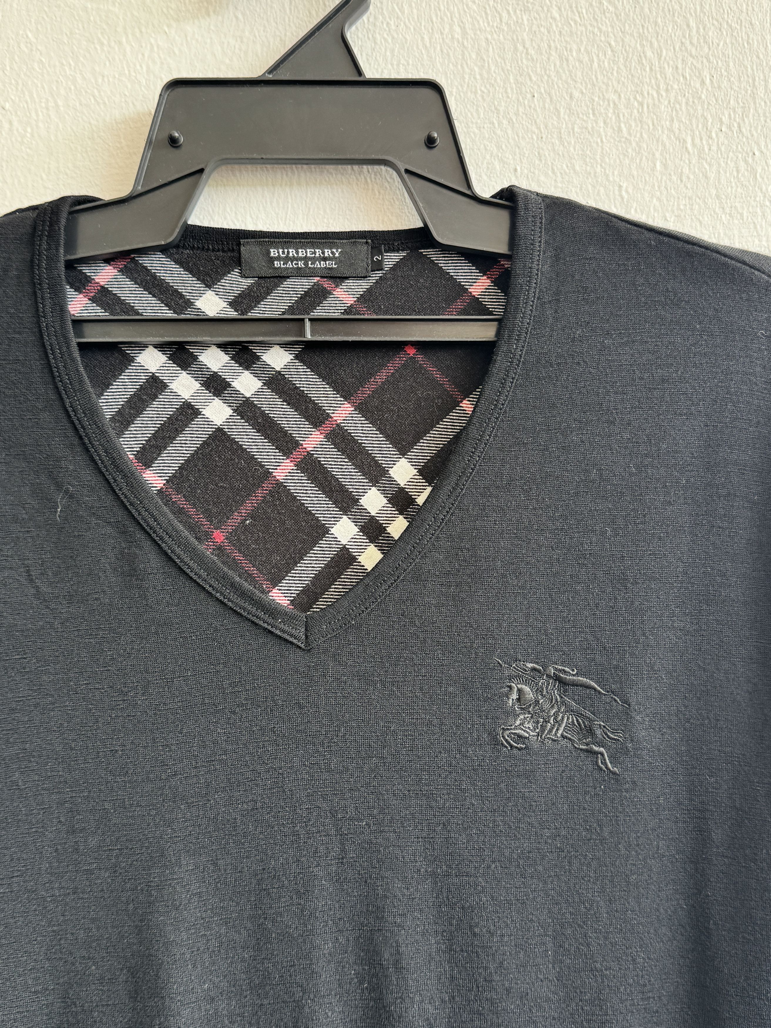 Burberry Burberry Long Sleeve T-Shirt Size XS / US 0-2 / IT 36-38 - 2 Thumbnail