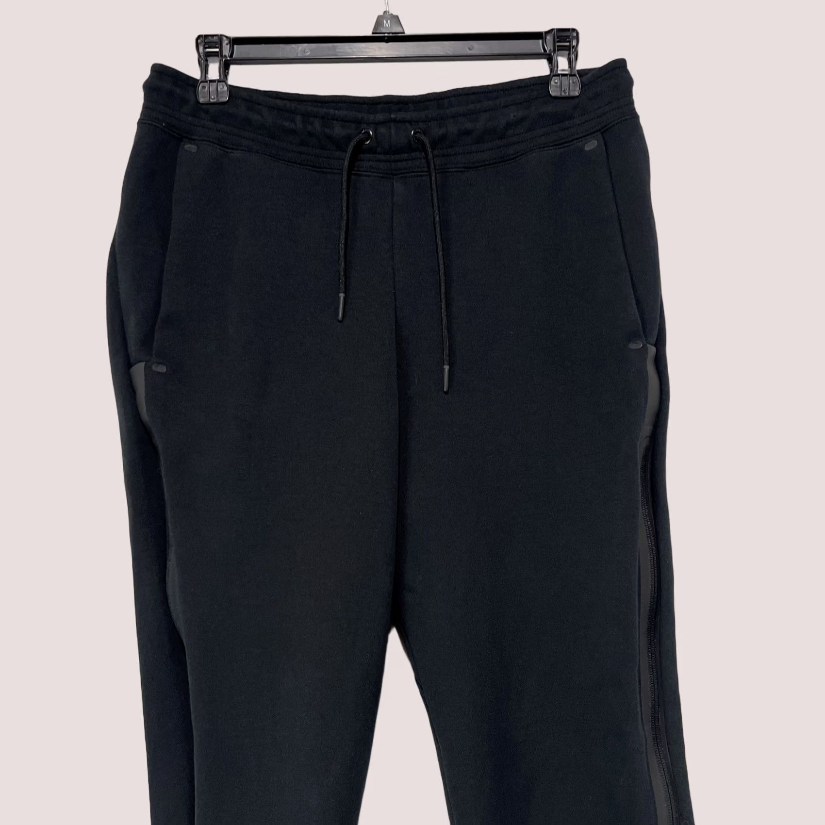 Nike Nike Joggers Women's Small Sportswear Tech Fleece Streetwear BV7115-010 Black Size 28" / US 6 / IT 42 - 1 Thumbnail