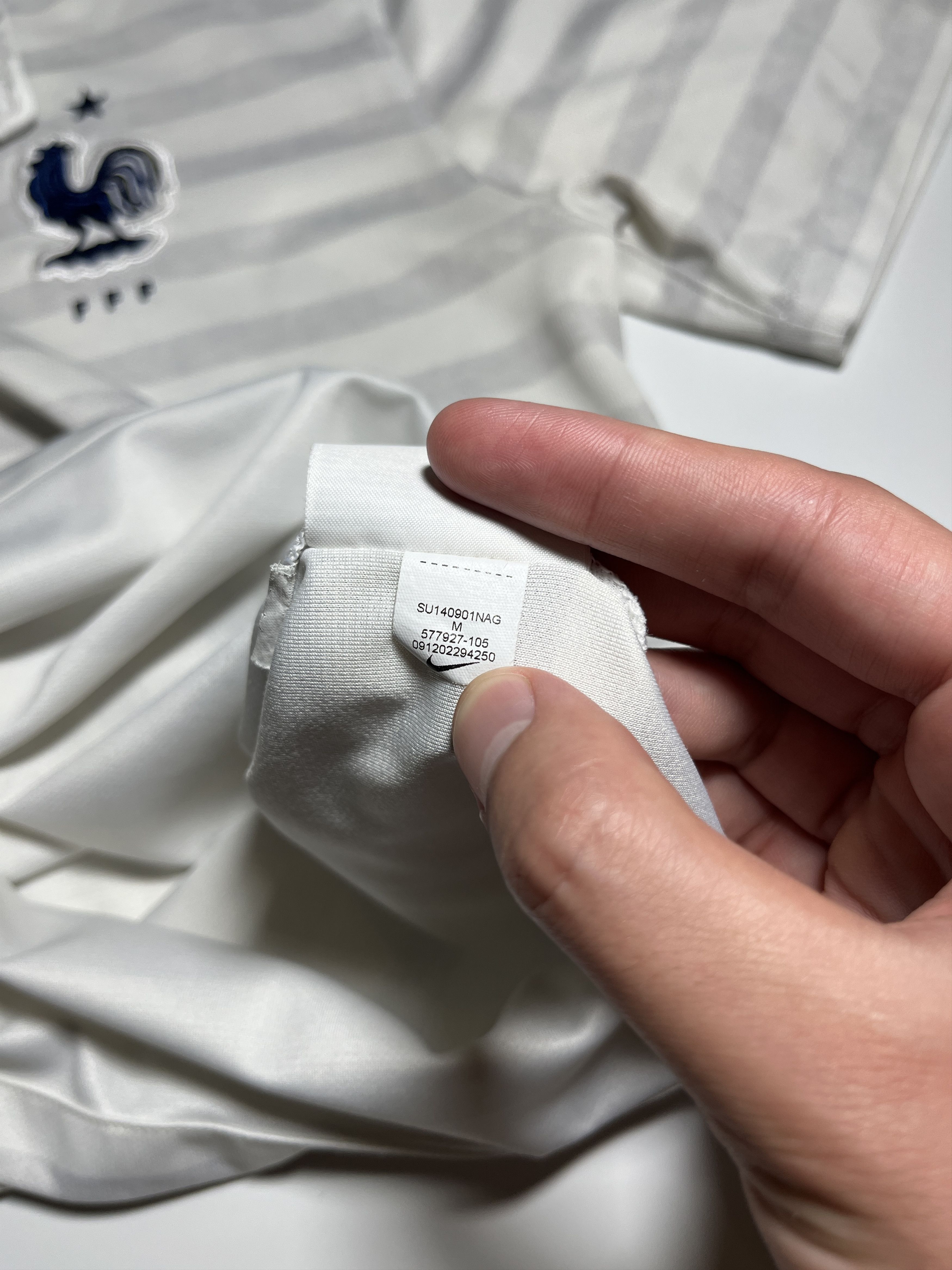Nike Nike France National Team 2014-2015 Away Football Jersey Size US M / EU 48-50 / 2 - 11 Thumbnail