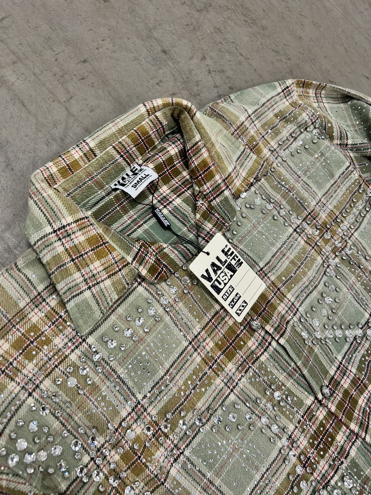 Vale Vale Forever Valley Dreams Studded Green Mystikal Flannel Size US XXL / EU 58 / 5 - 3 Thumbnail