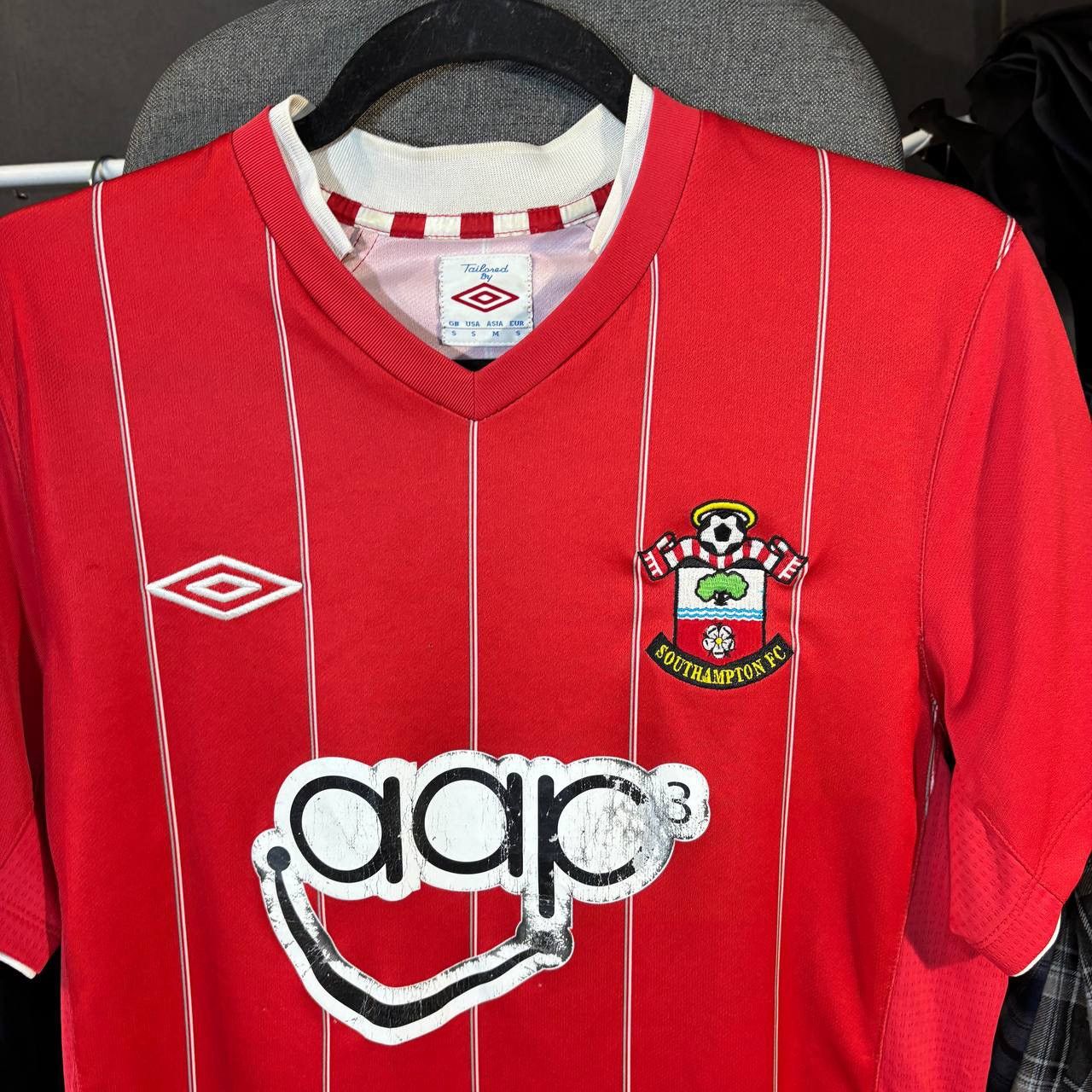 Umbro Umbro Southampton 2012-2013 Home soccer jersey Size:S Size US S / EU 44-46 / 1 - 3 Thumbnail