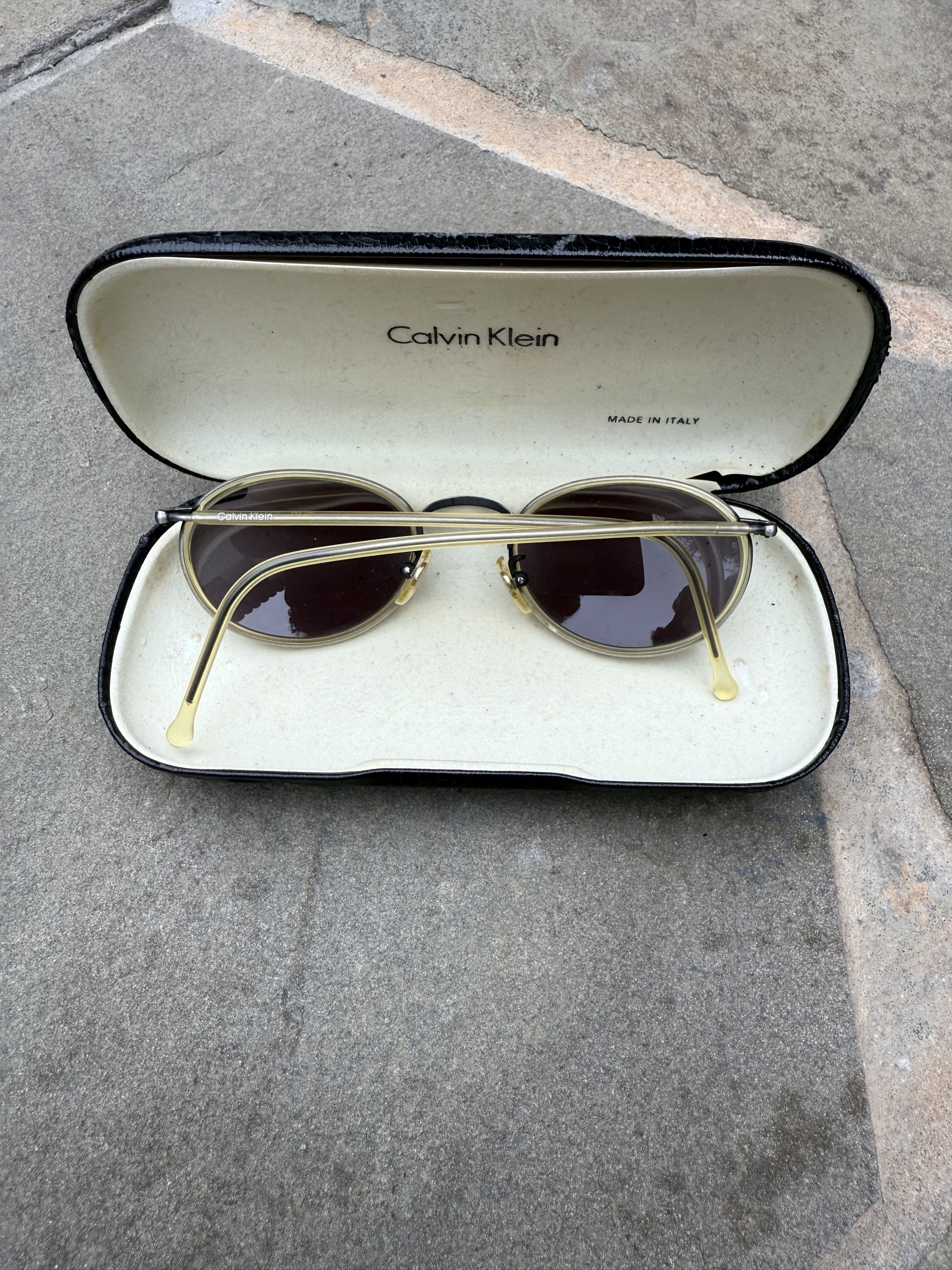 Calvin Klein Vintage Calvin Klein Sunglasses Size ONE SIZE - 2 Thumbnail