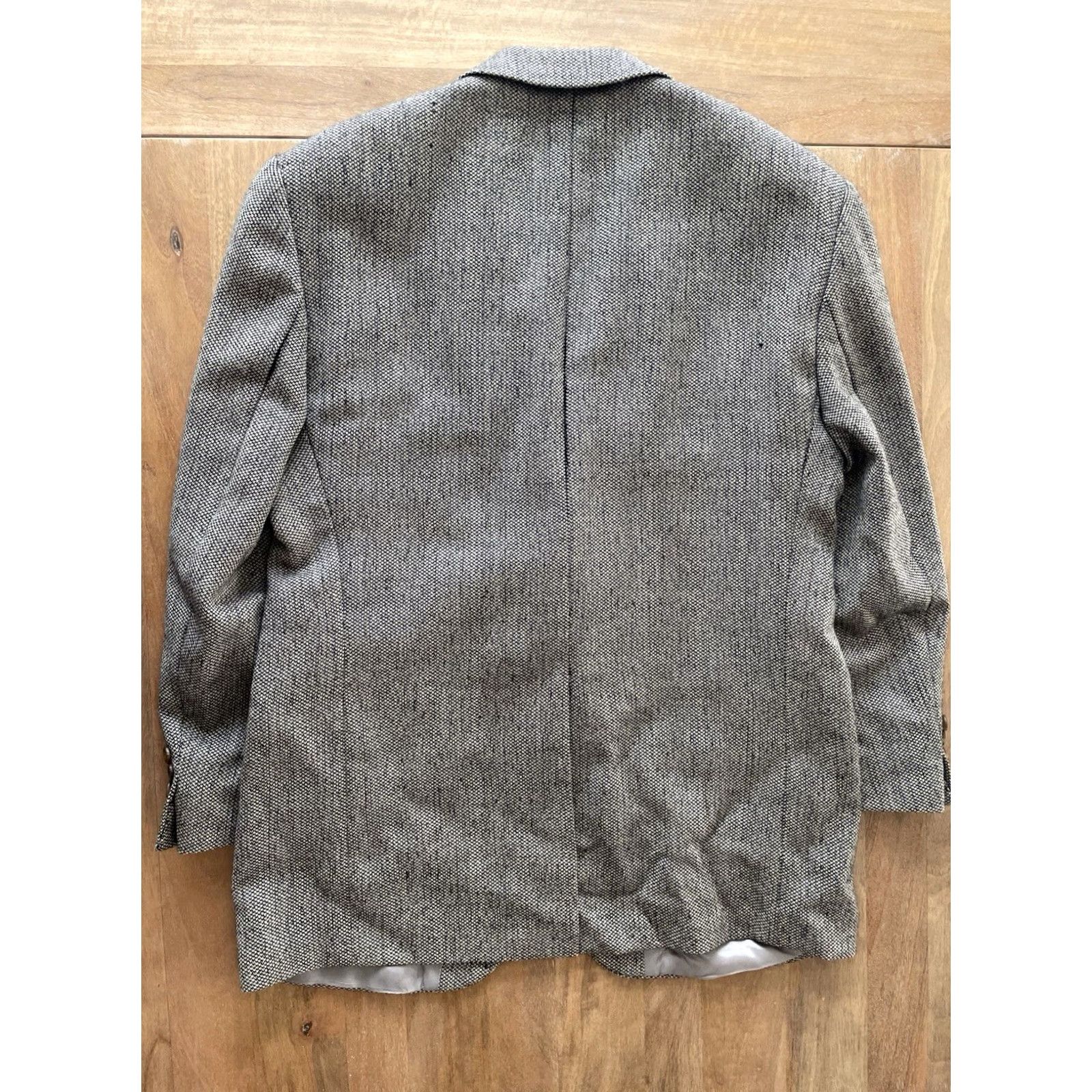Ralph Lauren VINTAGE Polo University Club Ralph Lauren Blazer Mens 43R Tweed Black/White Two Button Notch Lapel Speckled University/USA 90s Mens Size US XL / EU 56 / 4 - 2 Thumbnail