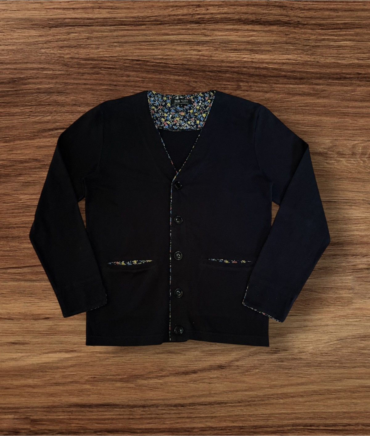 Beams Plus × Designer × Japanese Brand Japanese Brand BEAMS HEART Long Sleeve Cardigan Size S / US 4 / IT 40 - 1 Thumbnail