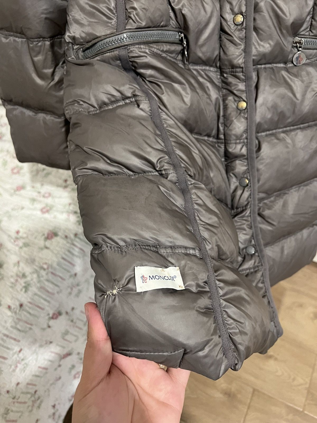 Moncler Moncler Romarin Size M / US 6-8 / IT 42-44 - 4 Thumbnail