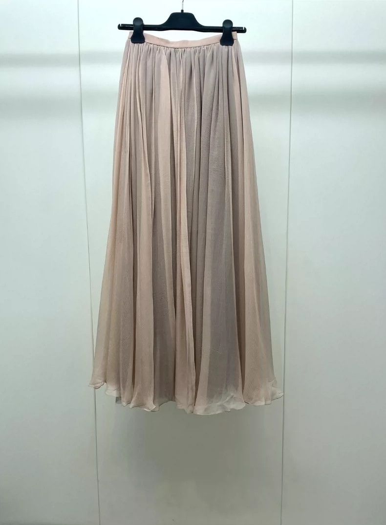 Dior Dior Nude pink bow silk skirt 2504-Nextarrow Size 42" / US 20 - 2 Thumbnail