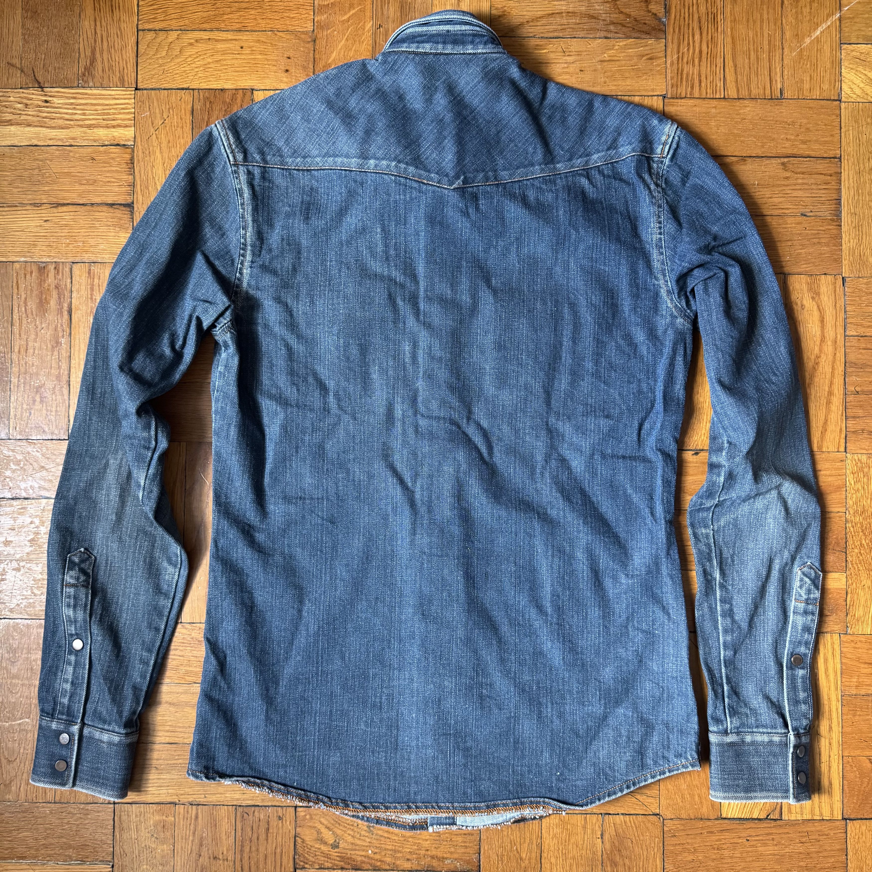 Balmain Balmain Decarnin Era Distressed Denim Button Up Shirt Size US S / EU 44-46 / 1 - 2 Thumbnail