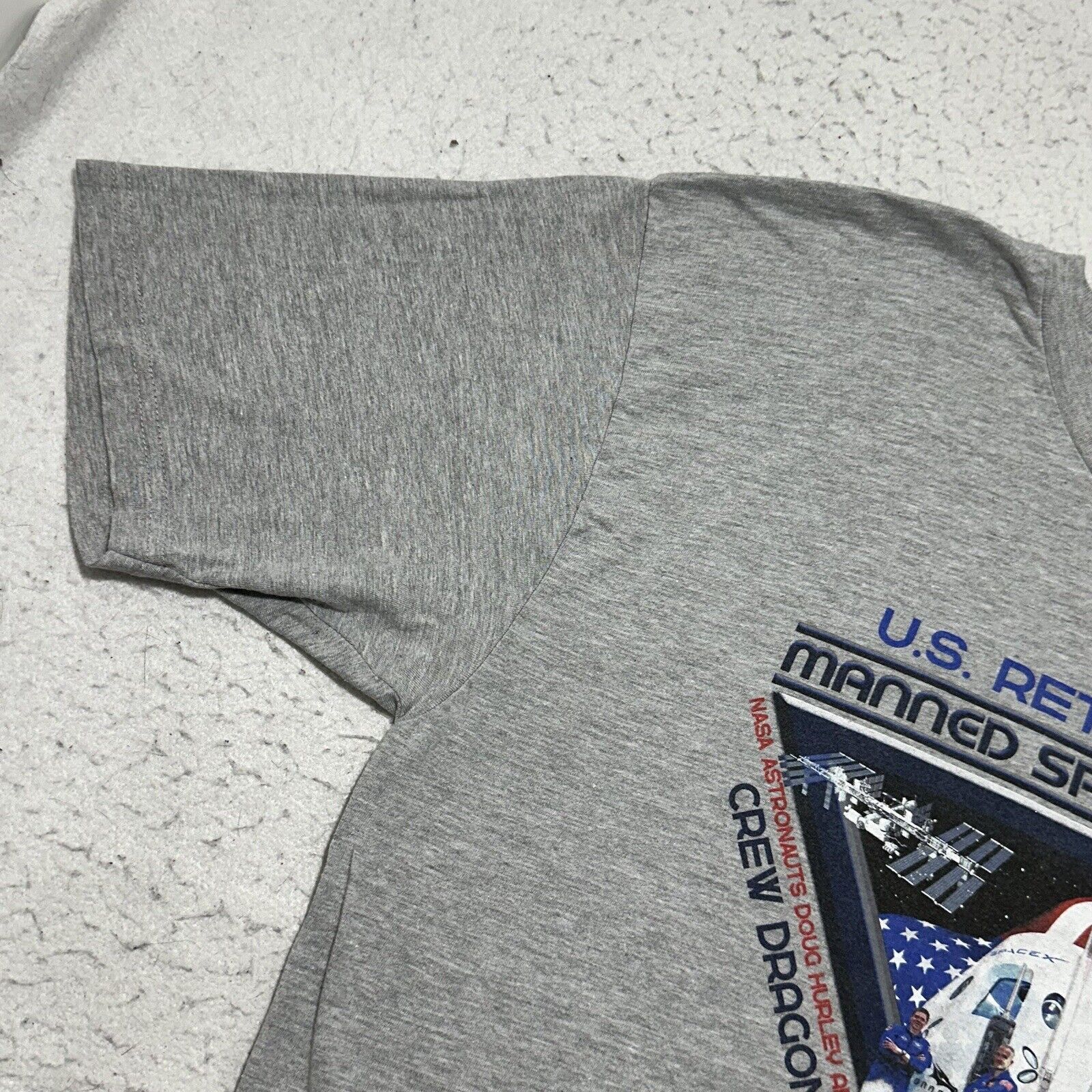 Tultex Space Shirts Large 2020 Dragon Demo-2 NASA Crew Graphic Tee Size US L / EU 52-54 / 3 - 6 Thumbnail