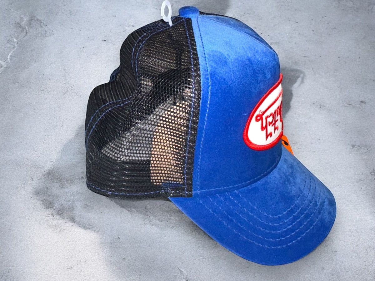 Von Dutch Von Dutch Trucker Hat Blue Velvet Upside Down Embroidered Size ONE SIZE - 6 Thumbnail