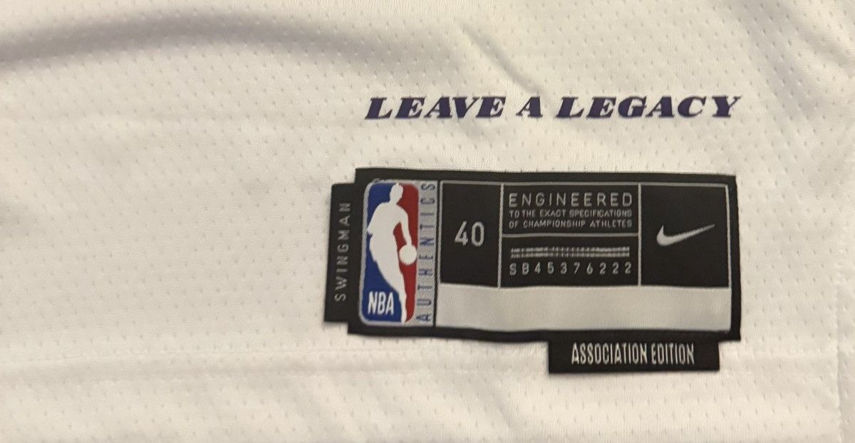 Nike Anthony Davis Los Angeles Lakers Nike Jersey Size US S / EU 44-46 / 1 - 3 Thumbnail