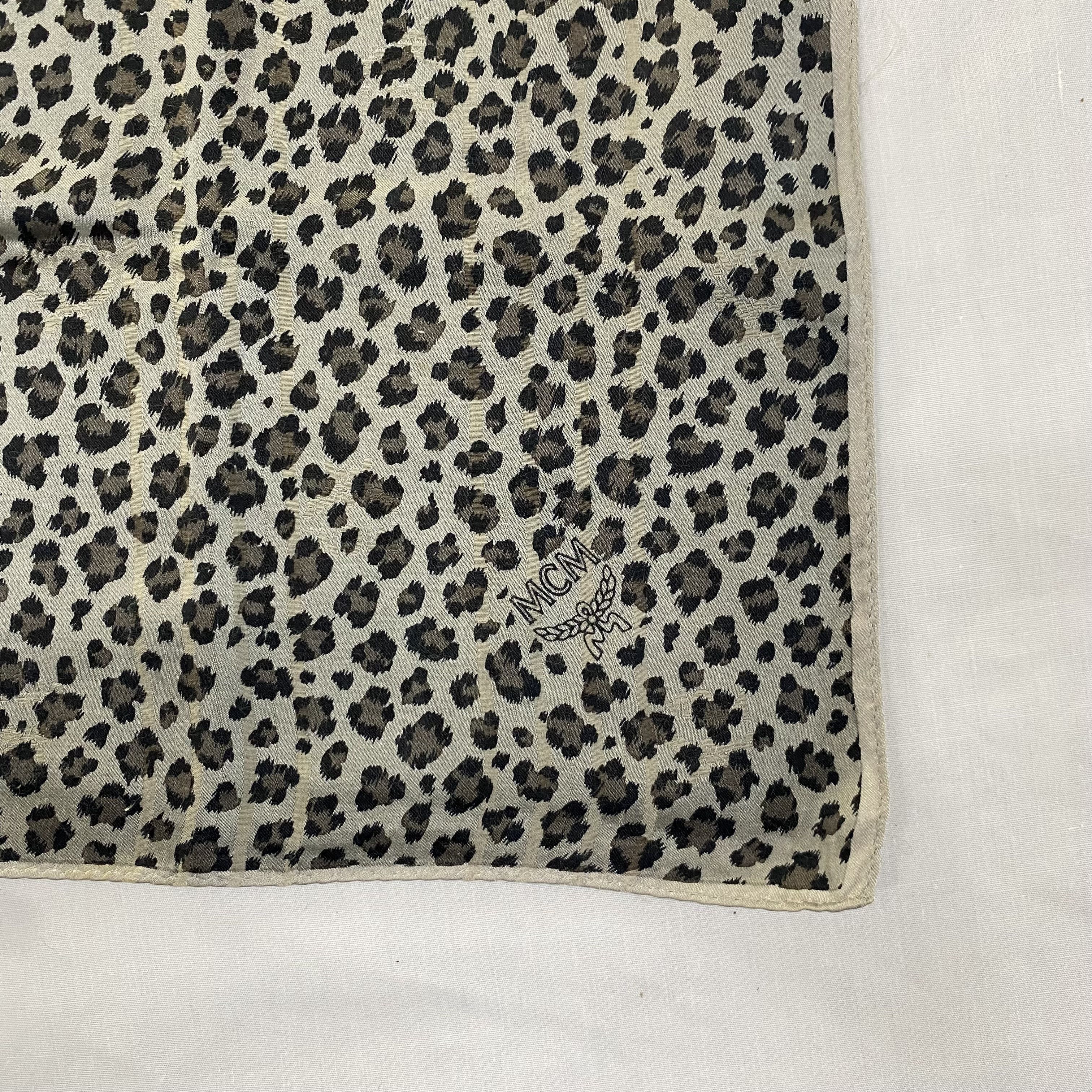MCM × Vintage Vintage MCM Handkerchief Neckerchief Bandana H269P Size ONE SIZE - 3 Thumbnail