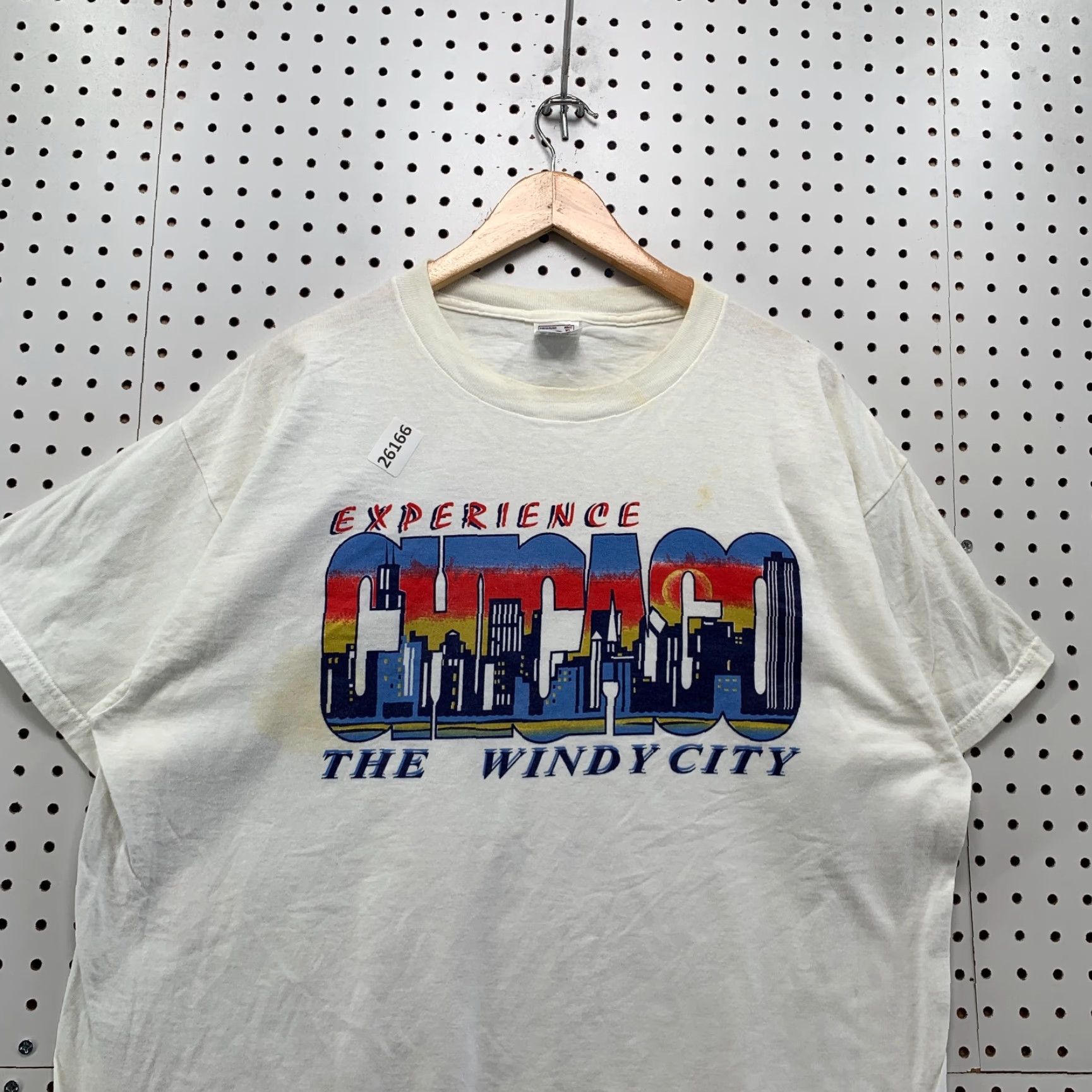 Delta VINTAGE Delta Pro Weight Chicago Shirt White Adult XL Short Sleeve 24.5x31 Mens Size US XL / EU 56 / 4 - 2 Thumbnail