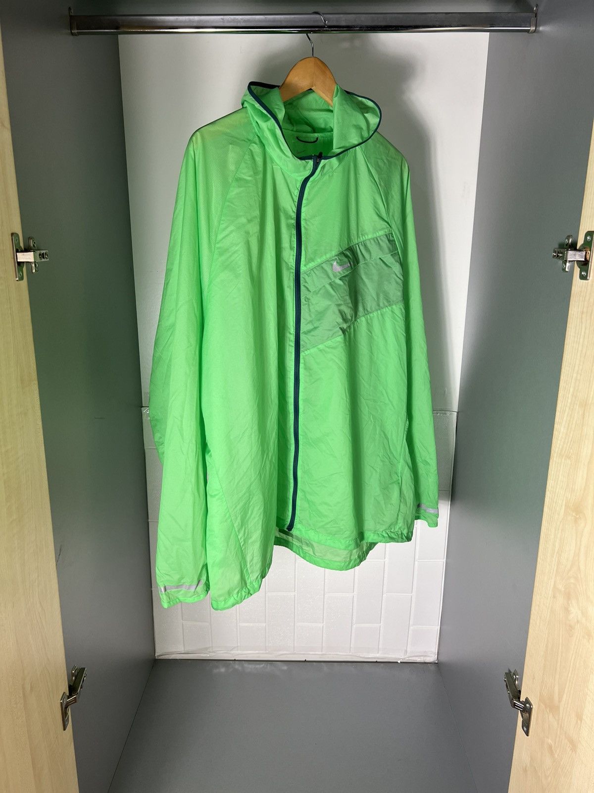 Nike VERY RARE NIKE RUNNING RAIN LIGHT JACKET NYLON JAPAN STYLE Size US XXL / EU 58 / 5 - 3 Thumbnail