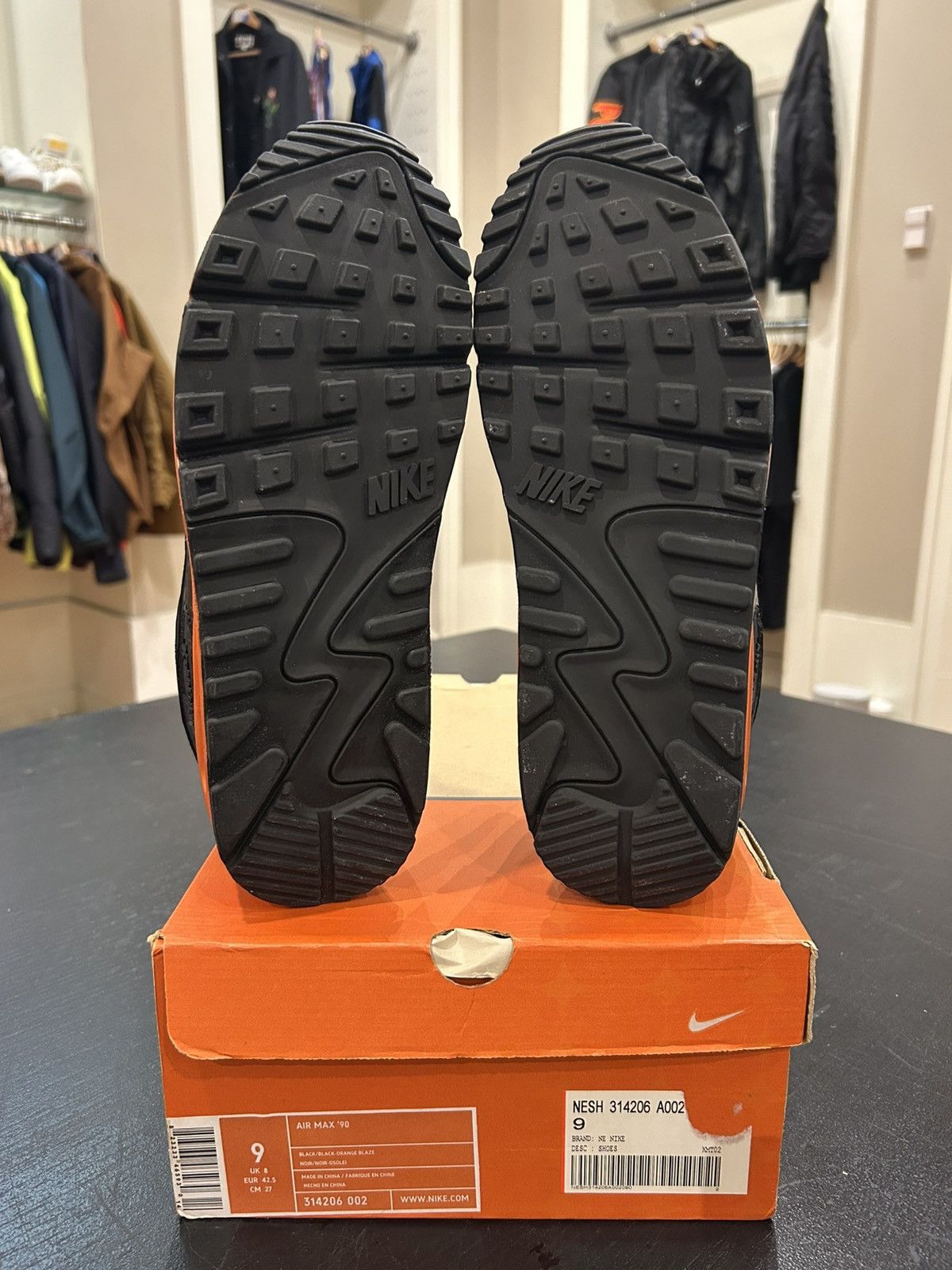 Nike Nike Air Max 90 Powerwall Black Orange Size US 9 / EU 42 - 6 Thumbnail