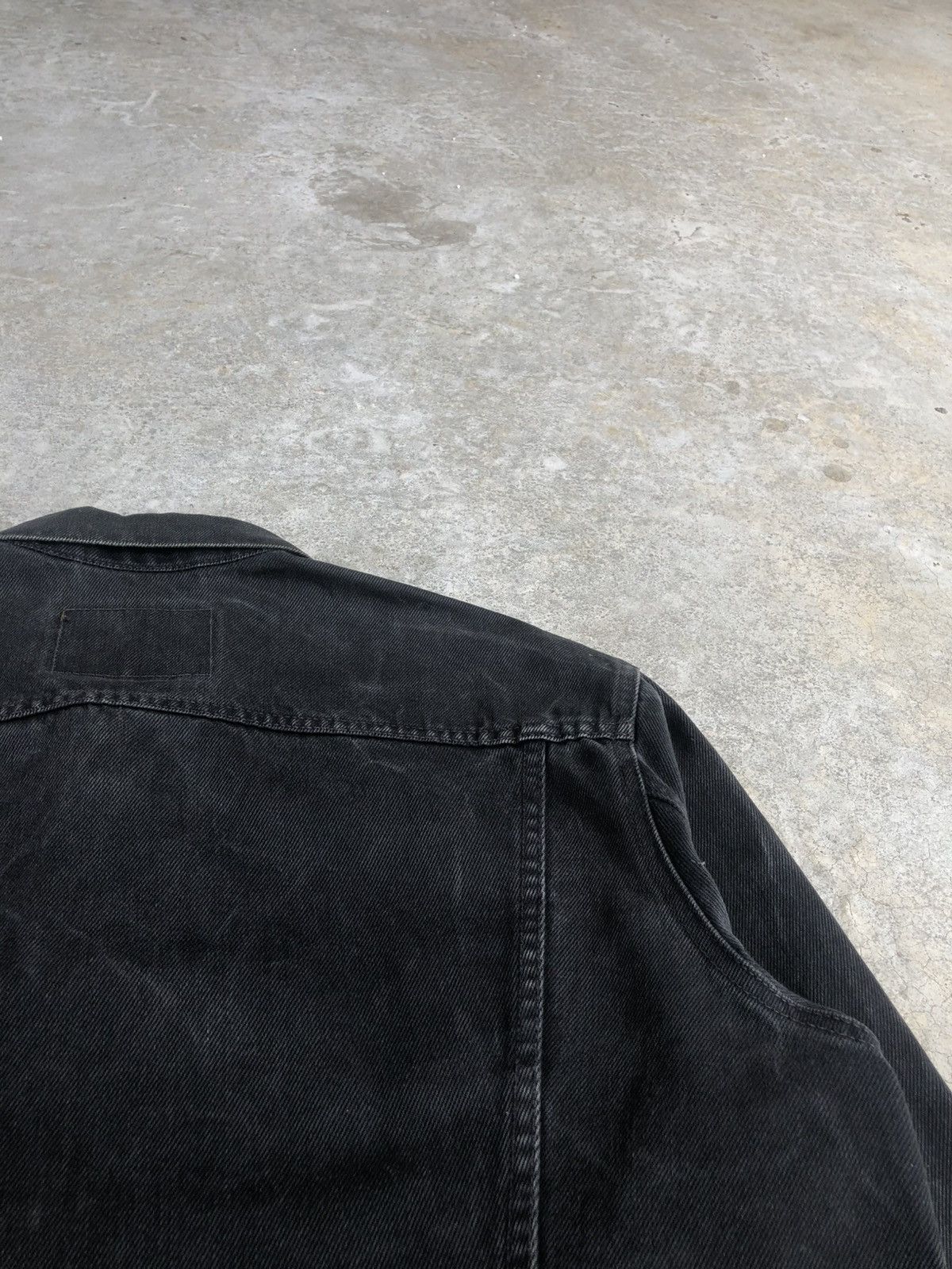 Levi's Vintage Levi’s Denim Jacket Distressed Size US L / EU 52-54 / 3 - 17 Thumbnail