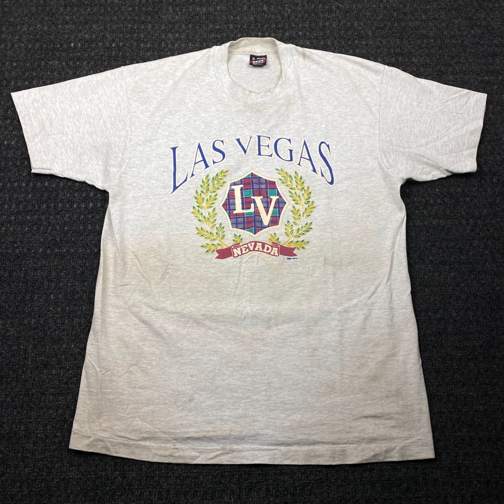 Fruit Of The Loom VINTAGE Fruit of the Loom T-Shirt Graphic Print USA Single Stitch Gray XL Crew Neck Short Sleeve Unisex Adults 80s 90s Laurels College Spellout Size US XL / EU 56 / 4 - 3 Thumbnail
