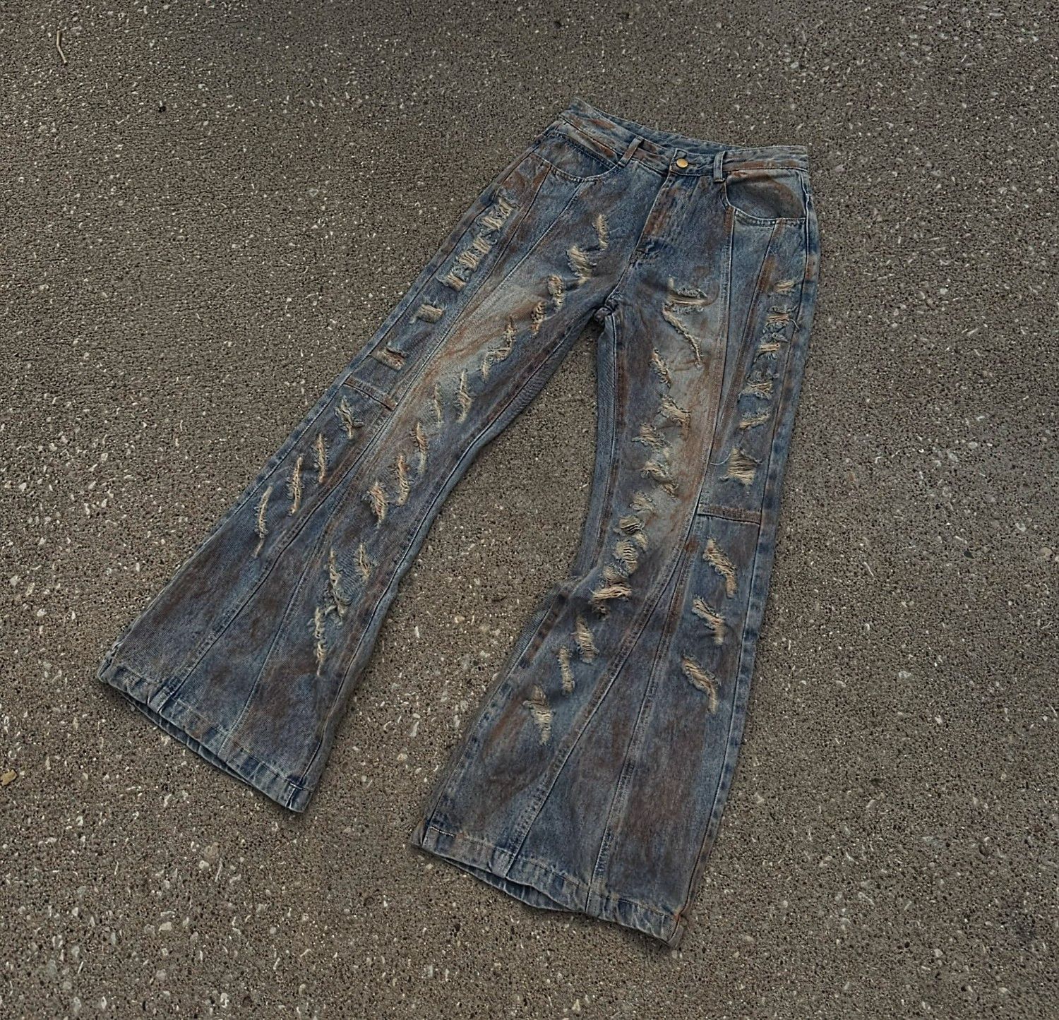 If Six Was Nine × Le Grande Bleu (L.G.B.) 7doxy mud max jeans Size US 30 / EU 46 - 2 Thumbnail