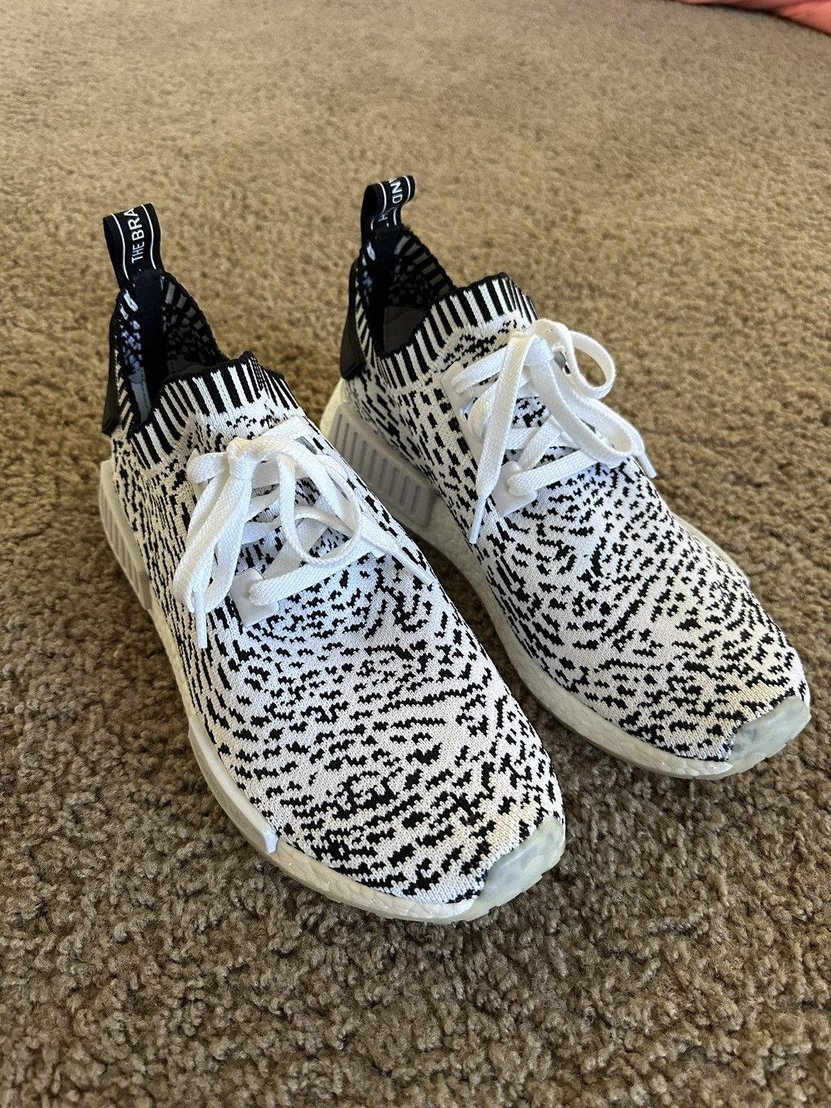 Adidas Adidas NMD_R1 Primknit ‘Zebra’ Size US 10.5 / EU 43-44 - 1 Thumbnail