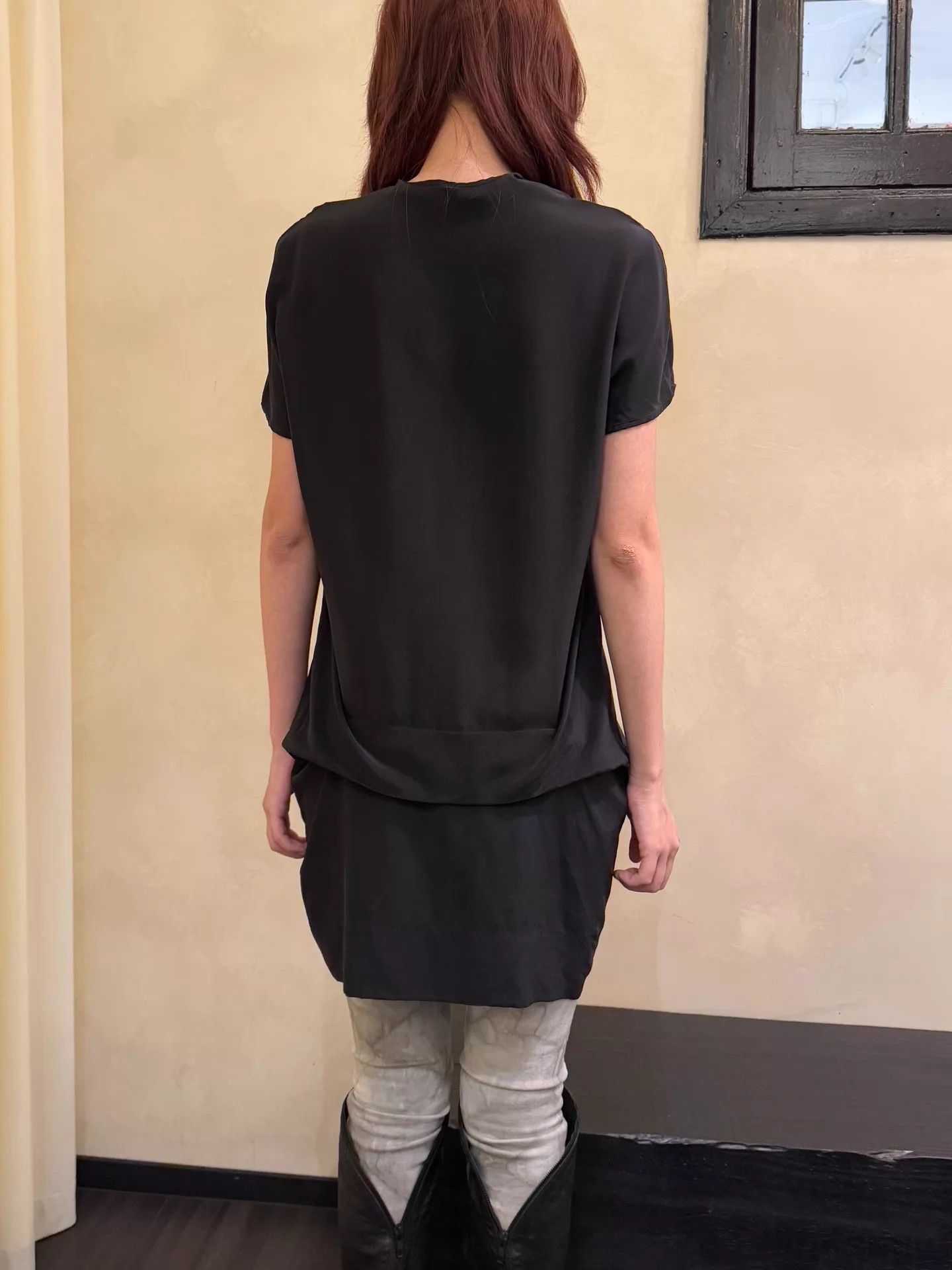 Vintage Vintage Italian Avant-garde Silk Short-Sleeve Dress Size 40 Size S / US 4 / IT 40 - 4 Thumbnail