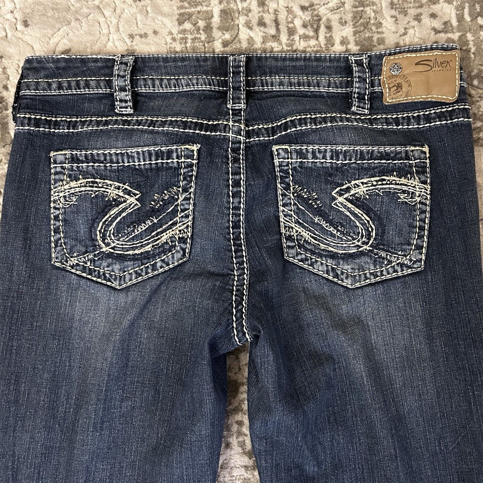 Silver Jeans Co. Silver Jeans Aiko Capri Jeans Sz 32 Dark Wash Denim Mid Rise Size 32" / US 10 / IT 46 - 10 Thumbnail