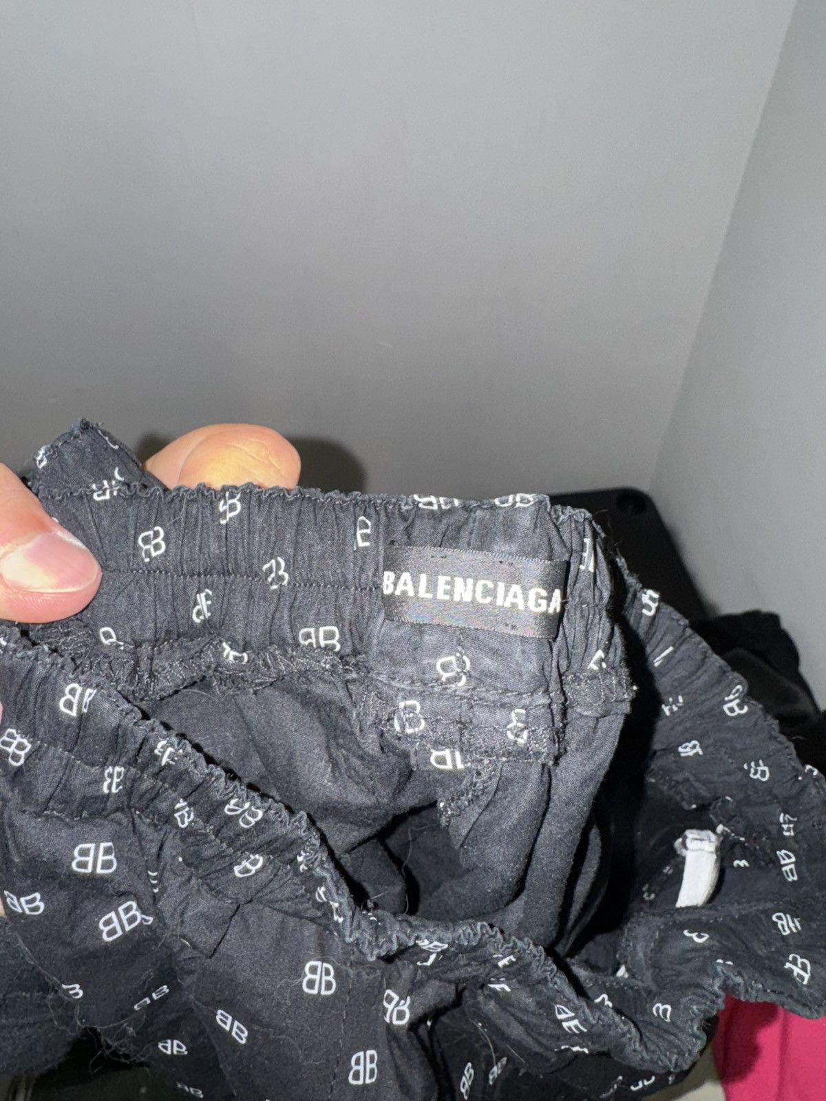 Balenciaga Balenciaga logo all over boxer style shorts in blacj Size US 30 / EU 46 - 4 Thumbnail