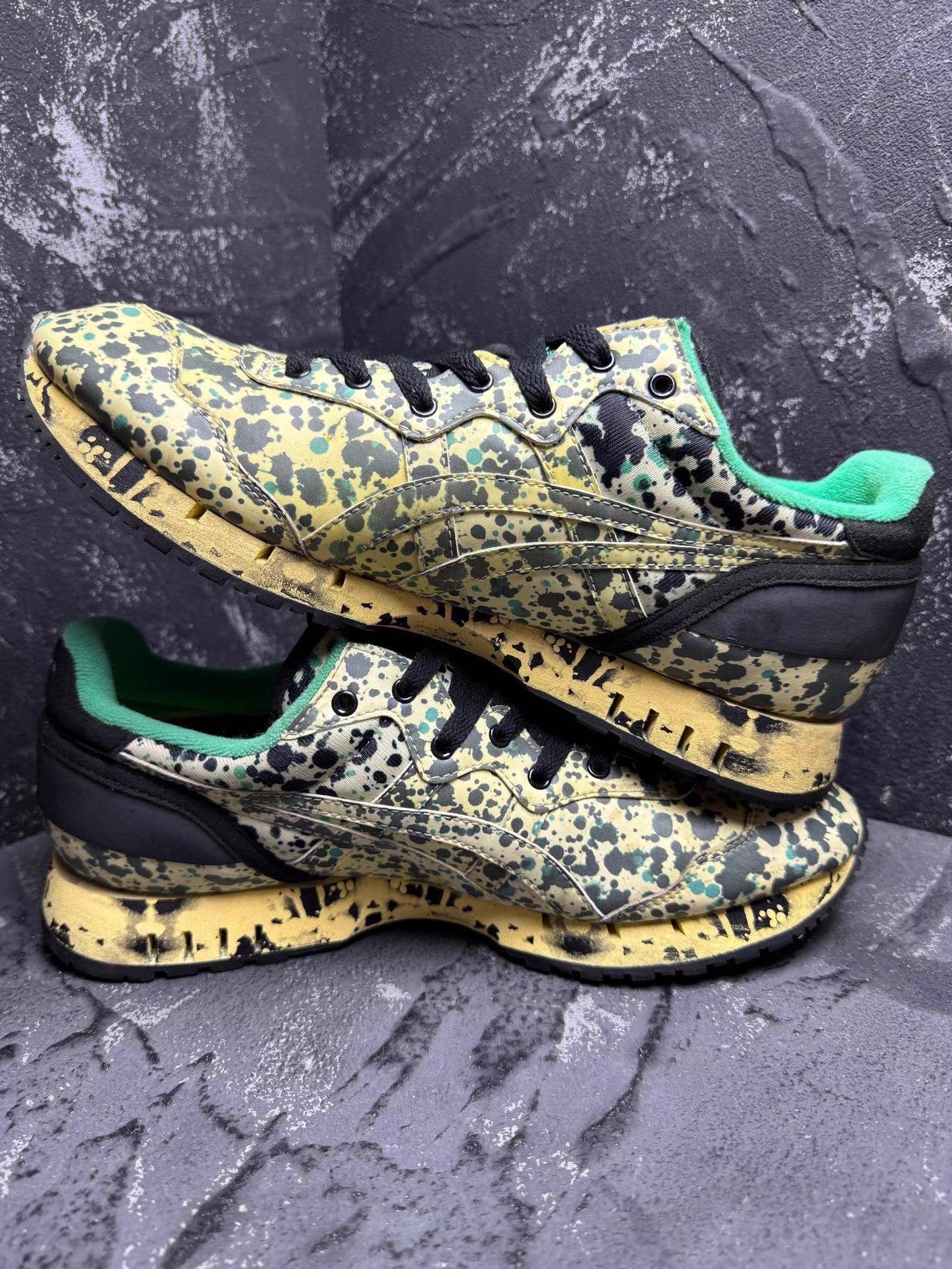 Asics Asics Onitsuka Tiger Camouflage Running Shoes Q10 Size US 10 / EU 43 - 5 Thumbnail