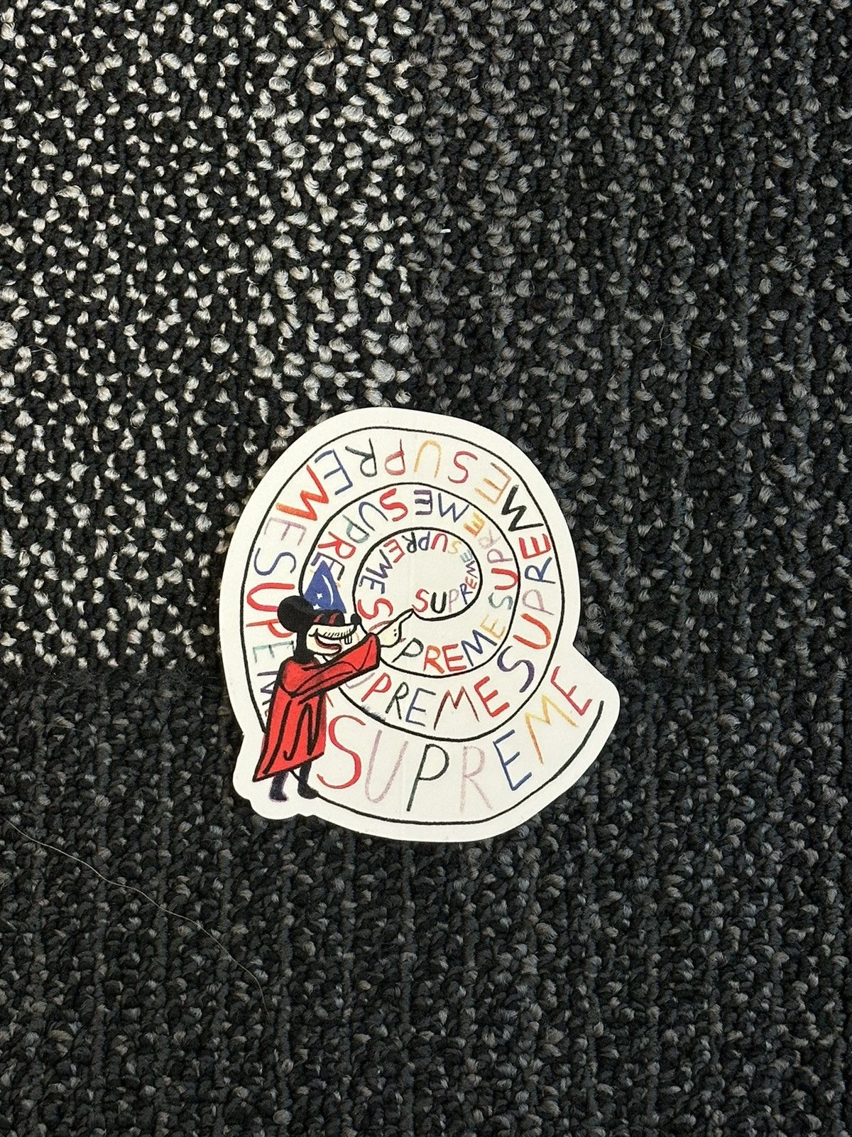 Supreme Supreme Swirl Sticker Size ONE SIZE - 1 Preview