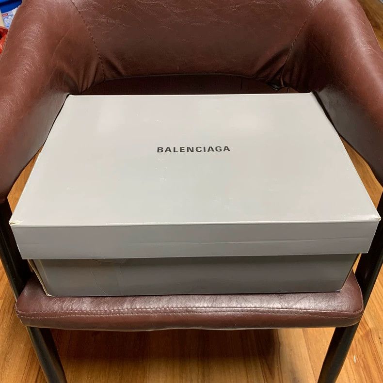 Balenciaga Balenciaga green shoes 2502-Nextarrow Size US 7 / EU 40 - 9 Thumbnail