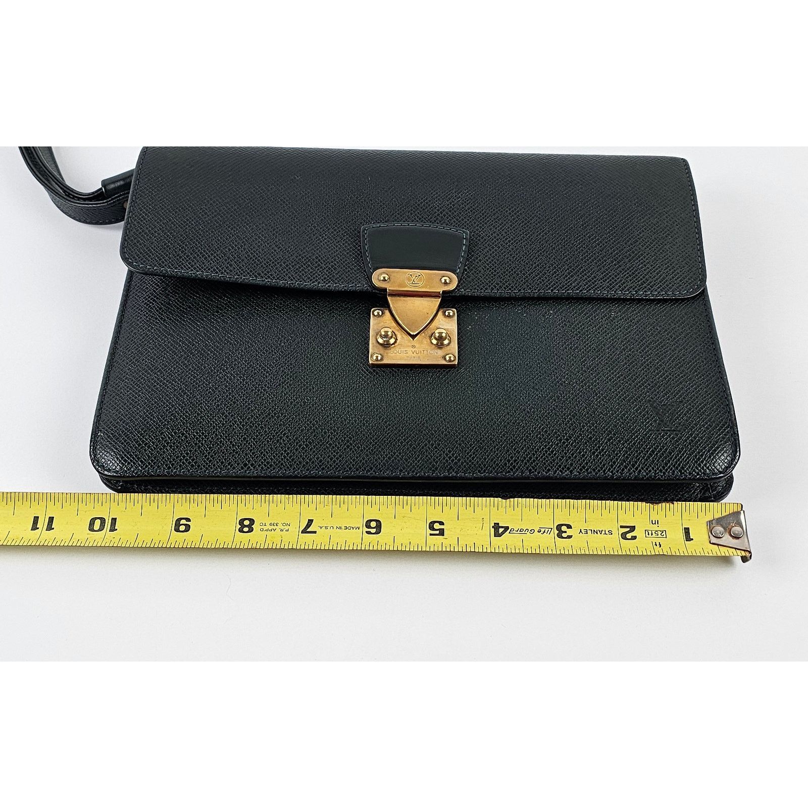 Louis Vuitton LOUIS VUITTON Pochette Clutch Bag Green Taiga Leather Size ONE SIZE - 7 Thumbnail