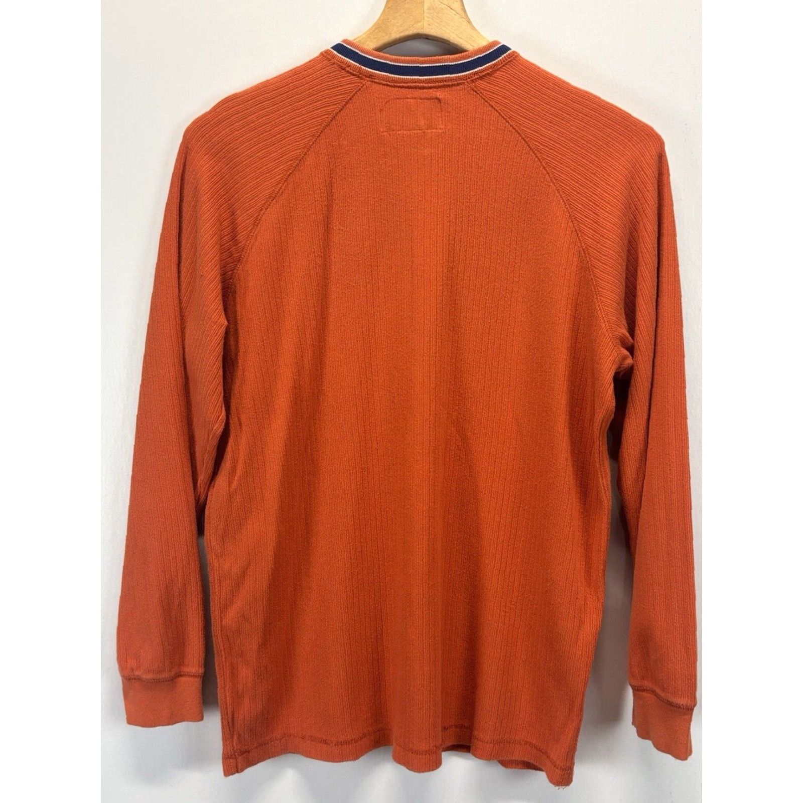 Abercrombie & Fitch VINTAGE Abercrombie & Fitch Ribbed Long Sleeve V-Neck Shirt Adult Extra Large Orange Cotton 90s Mens Size US XL / EU 56 / 4 - 3 Thumbnail