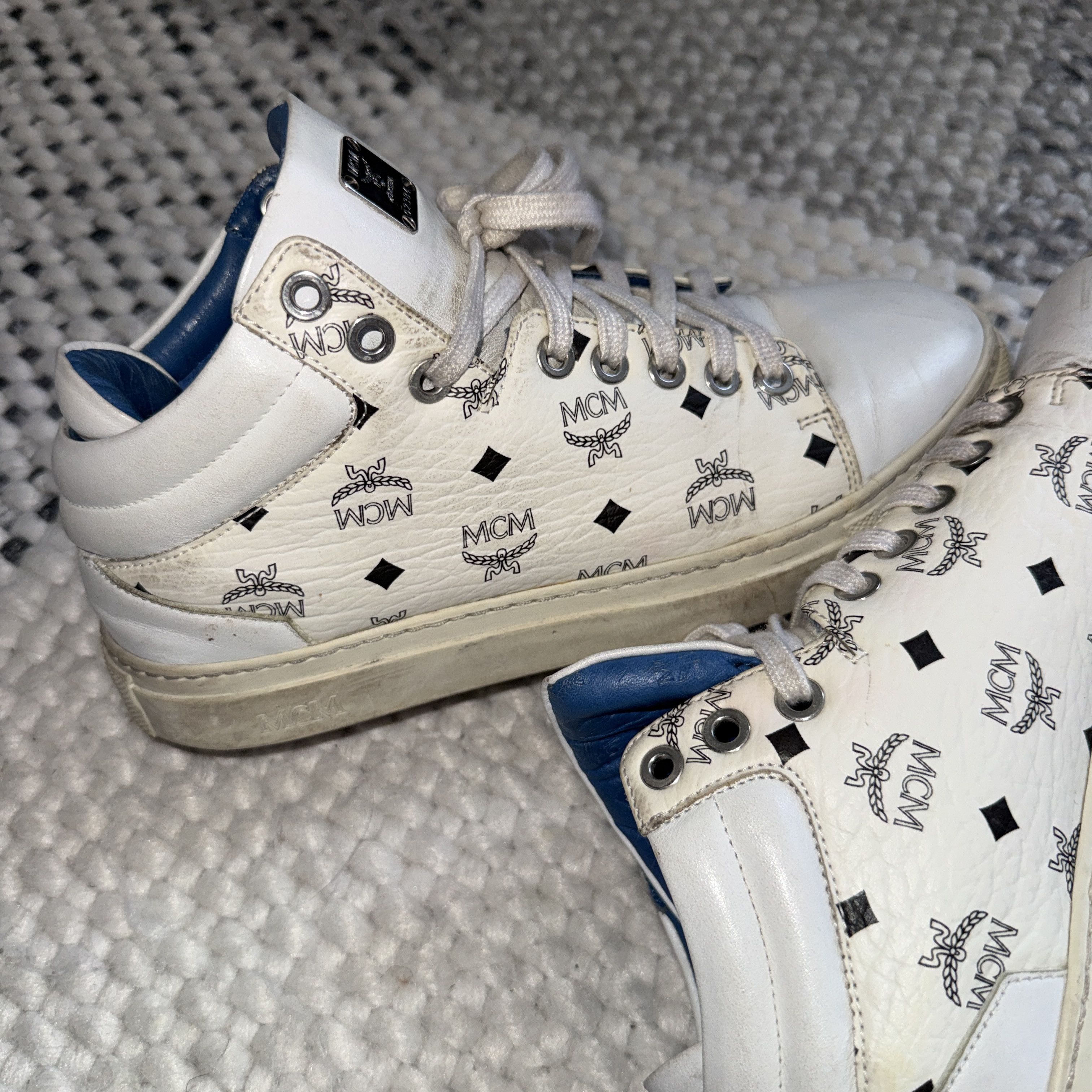 MCM MCM Carryover Mid Visetos Pebbled Leather Sneakers Size US 7 / IT 37 - 1 Thumbnail