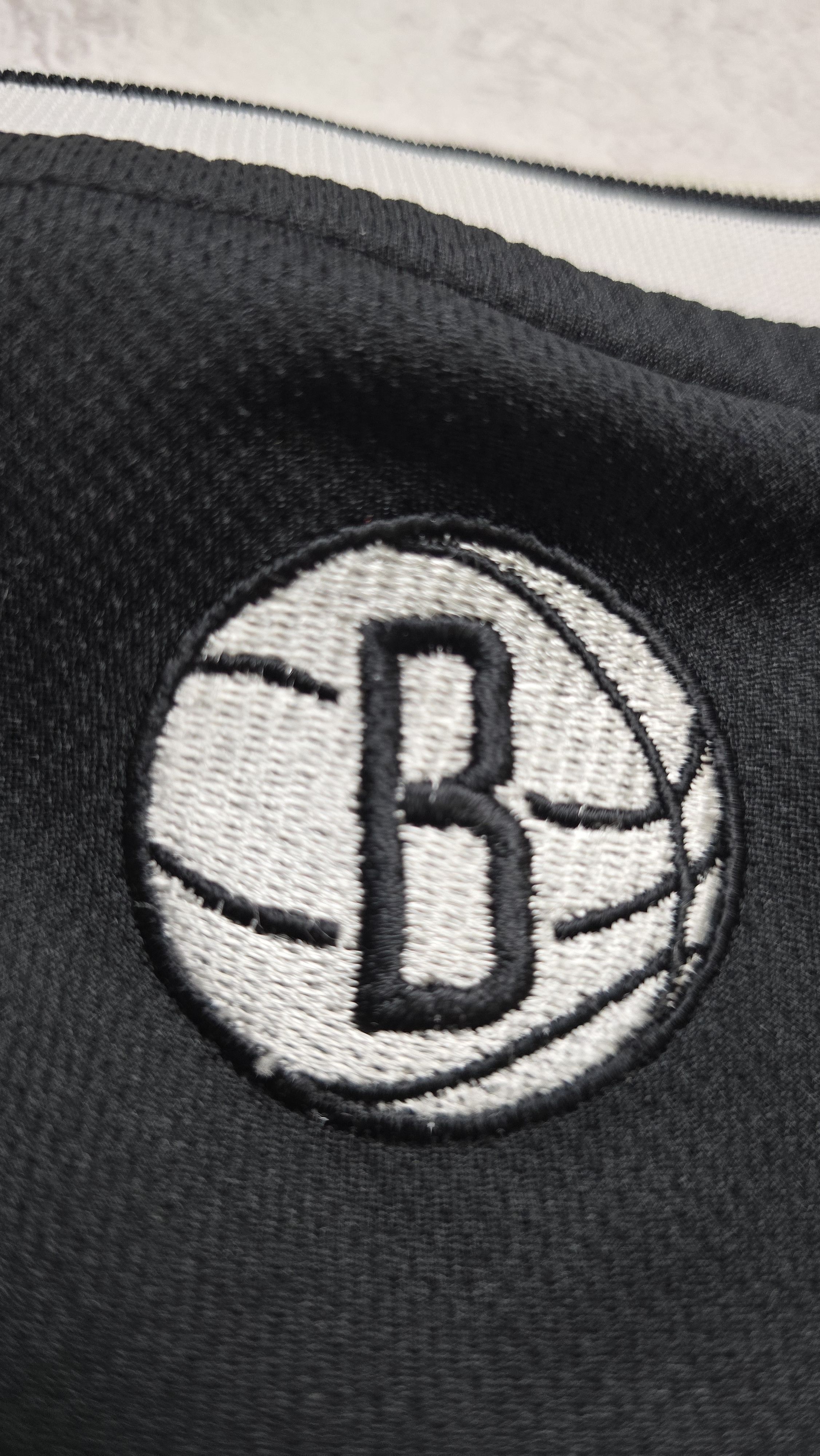 Adidas Kevin Garnett Brooklyn Nets Swingman Stitched Jersey Youth L Size US XS / EU 42 / 0 - 7 Thumbnail